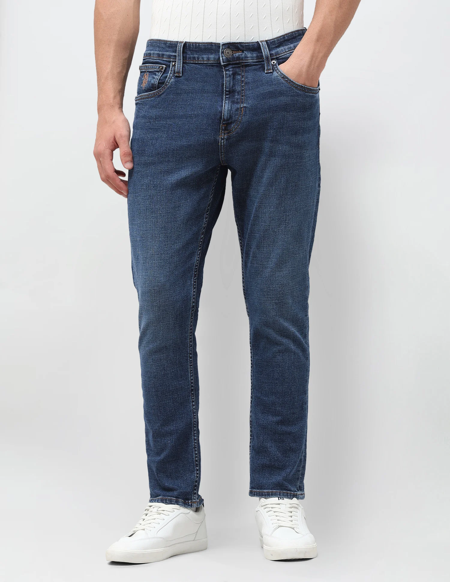 Henry Tapered Cropped Fit Blue Jeans - Image 6