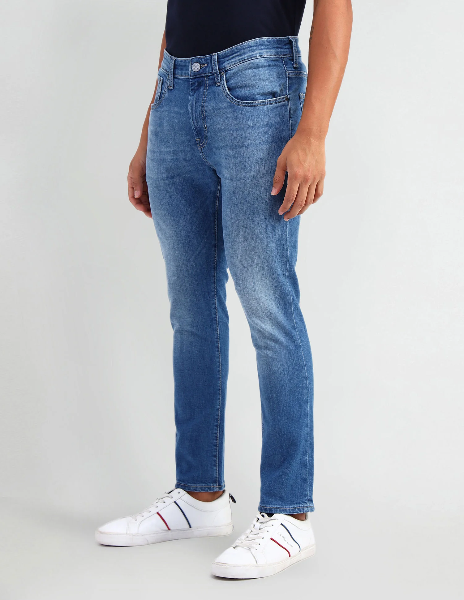 Henry Tapered Cropped Fit Blue Jeans - Image 4