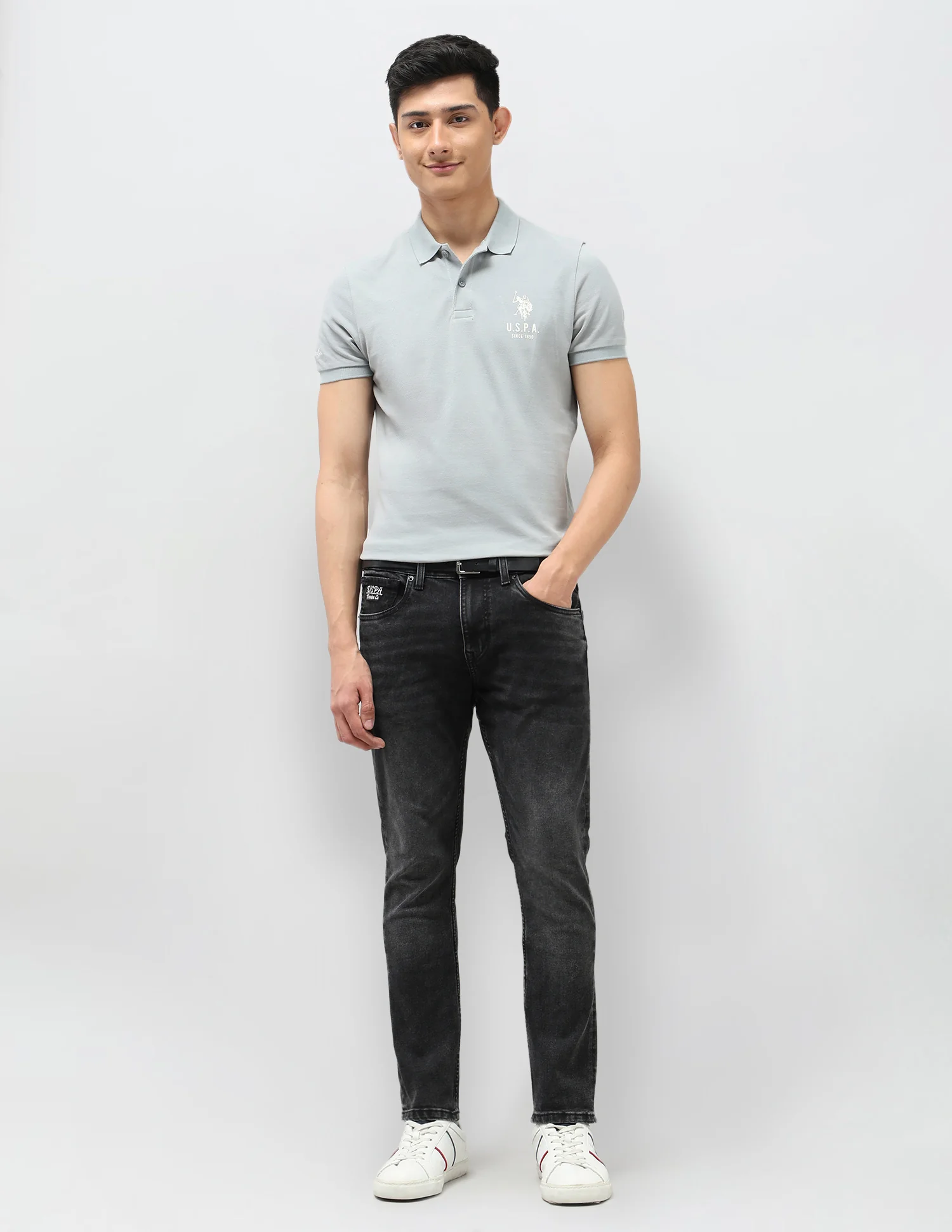 Henry Tapered Fit Black Jeans - Image 3