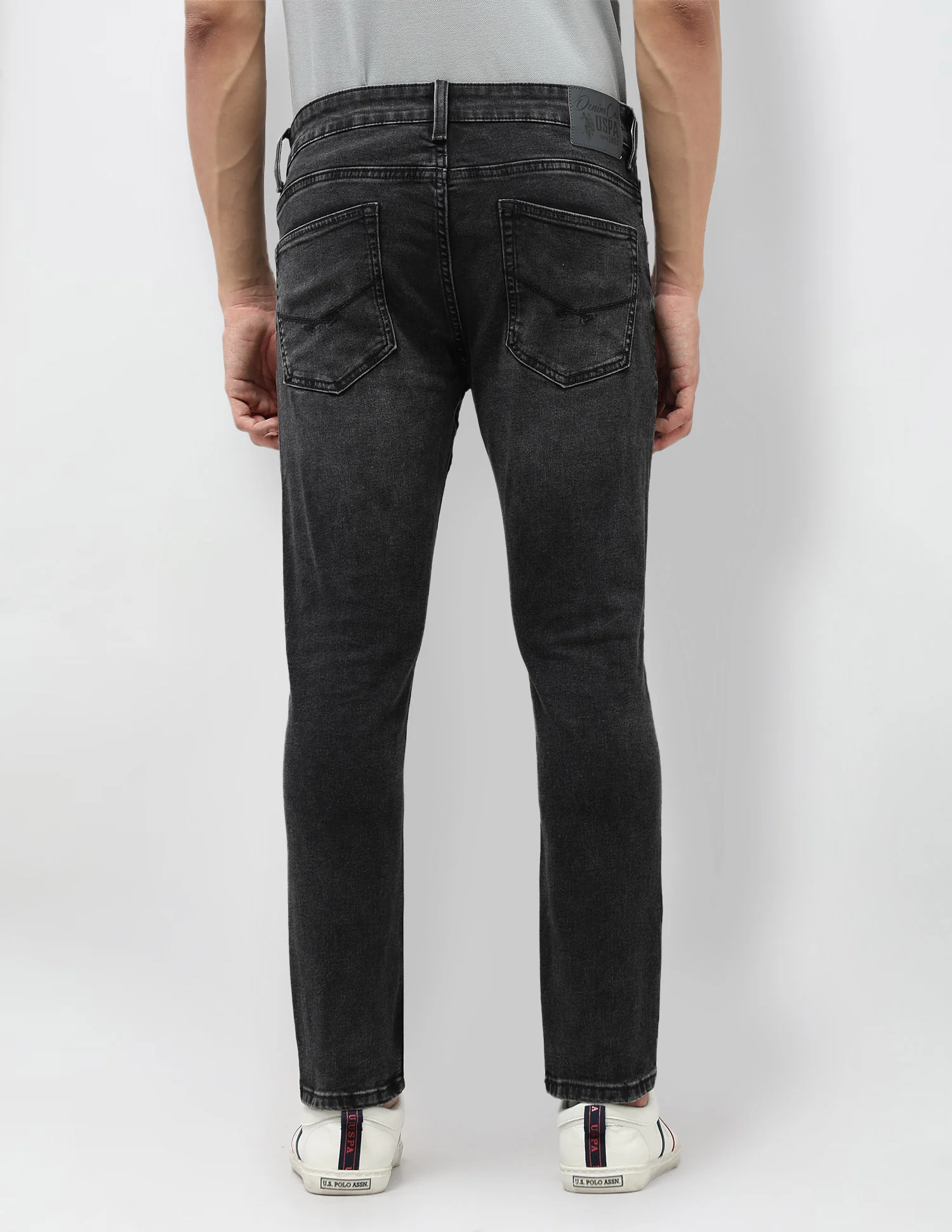 Henry Tapered Fit Black Jeans - Image 5