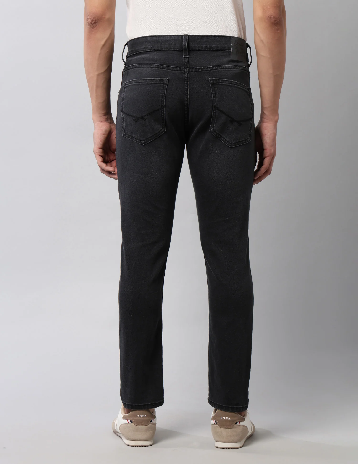Henry Tapered Fit Black Jeans - Image 5