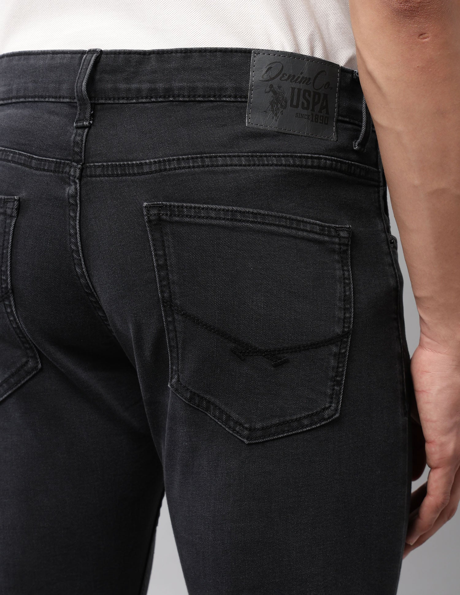 Henry Tapered Fit Black Jeans - Image 8