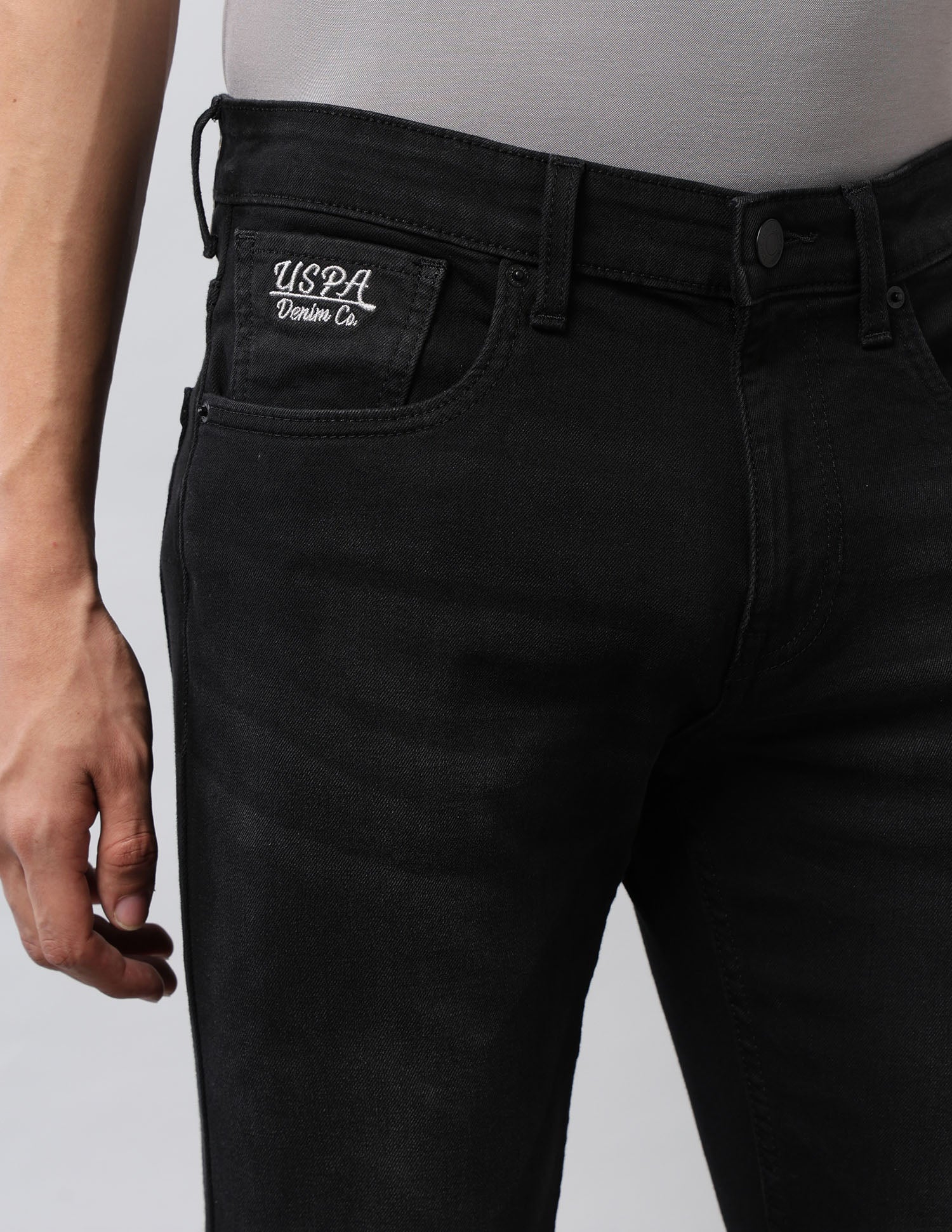 Henry Tapered Fit Black Jeans - Image 7
