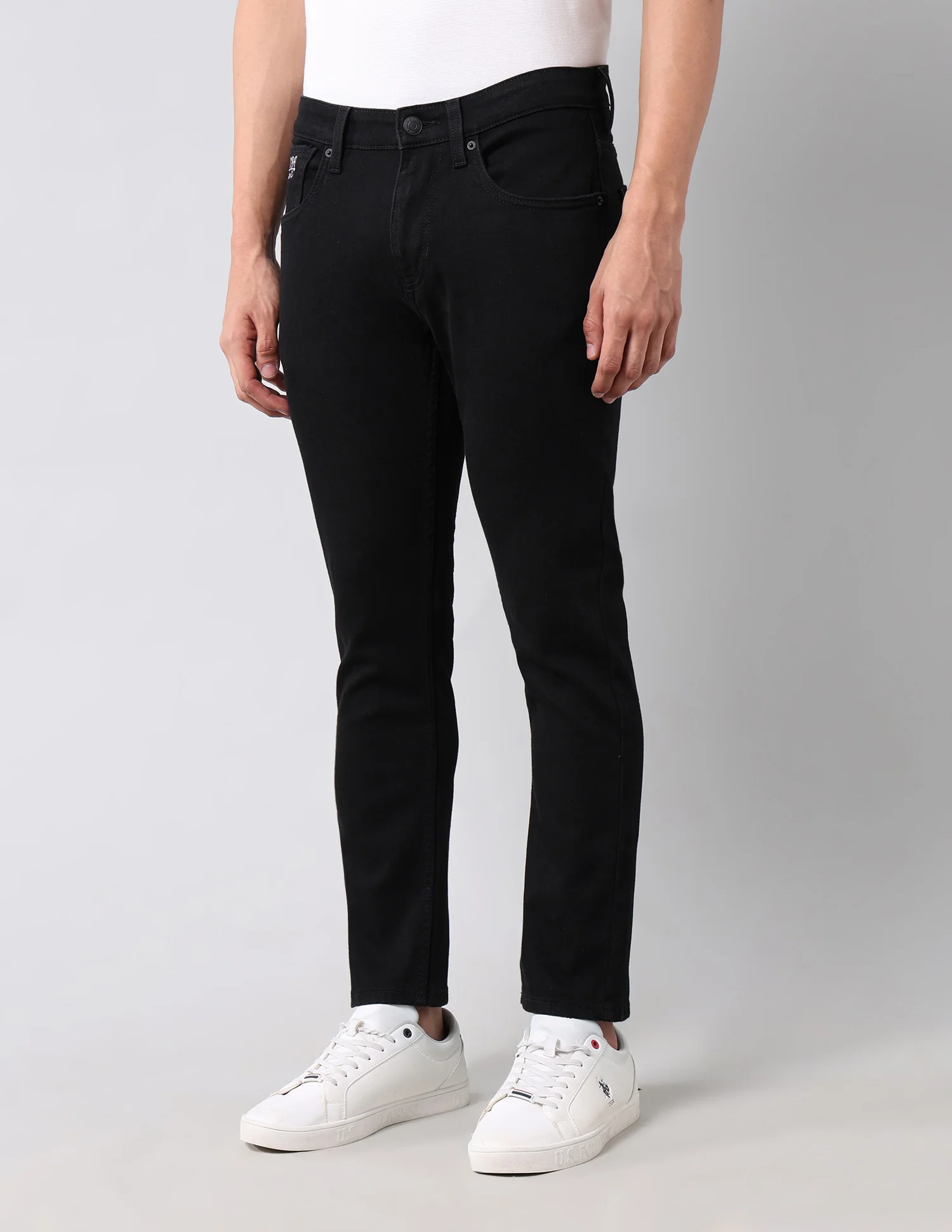 Henry Tapered Fit Black Jeans - Image 4