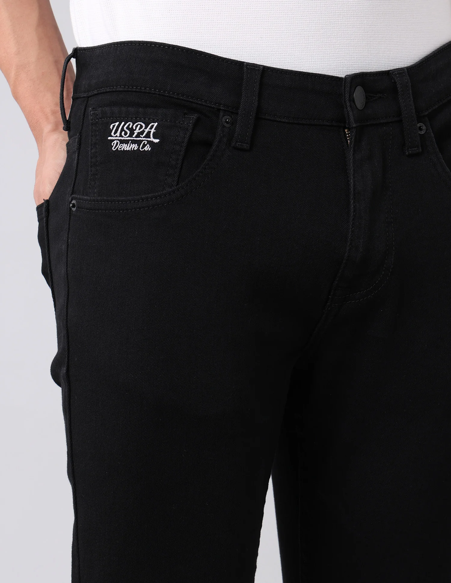 Henry Tapered Fit Black Jeans - Image 7