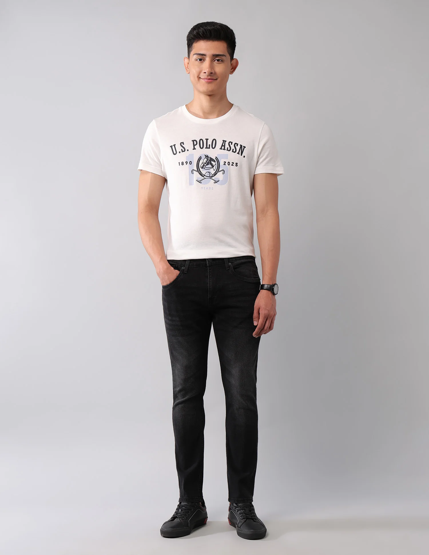 Henry Tapered Fit Black Jeans - Image 3