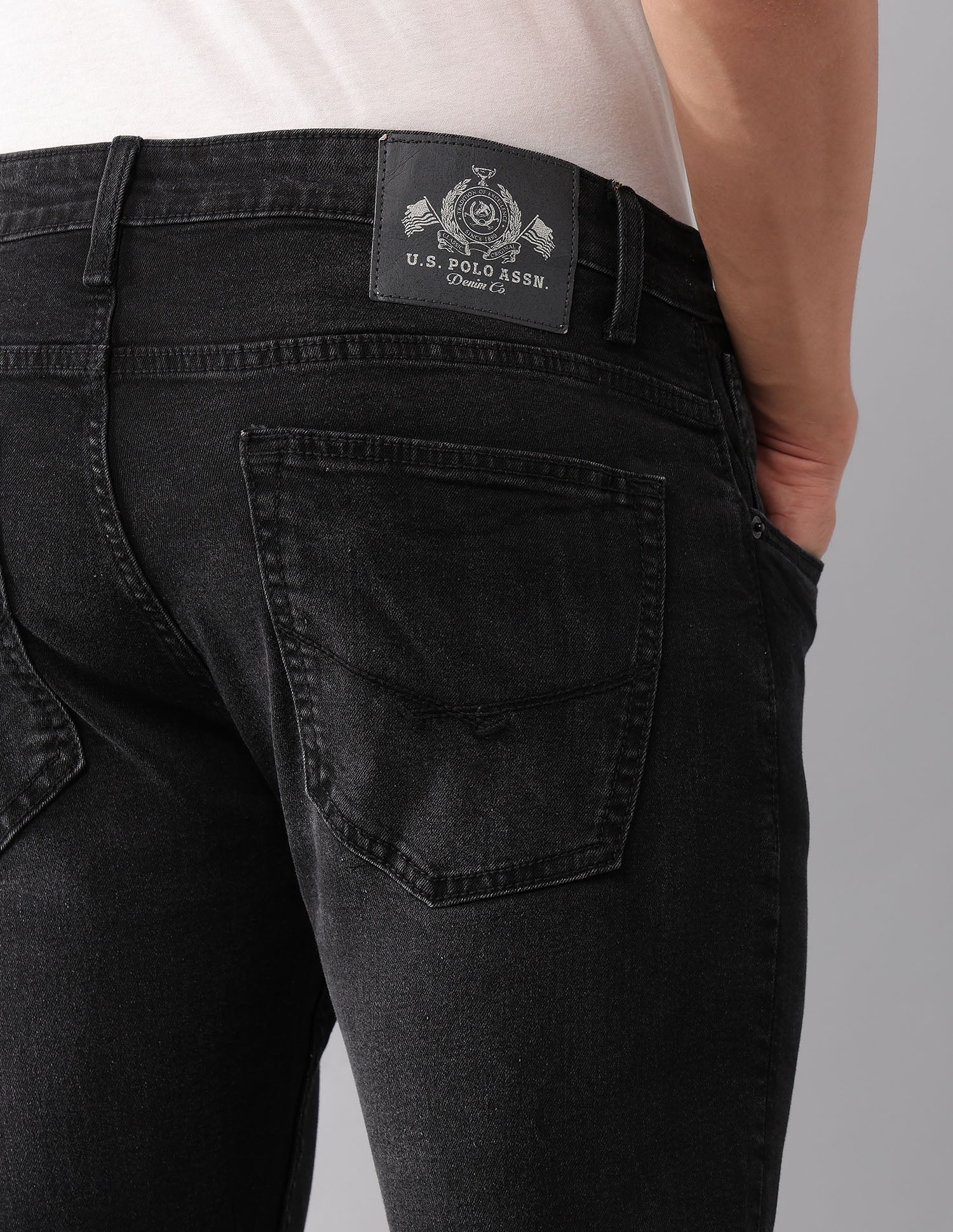 Henry Tapered Fit Black Jeans - Image 8