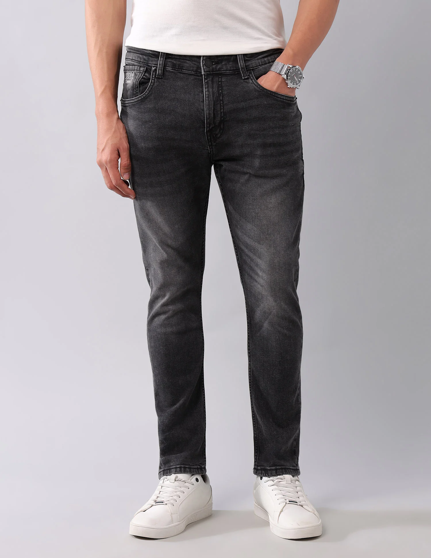 Henry Tapered Fit Black Jeans