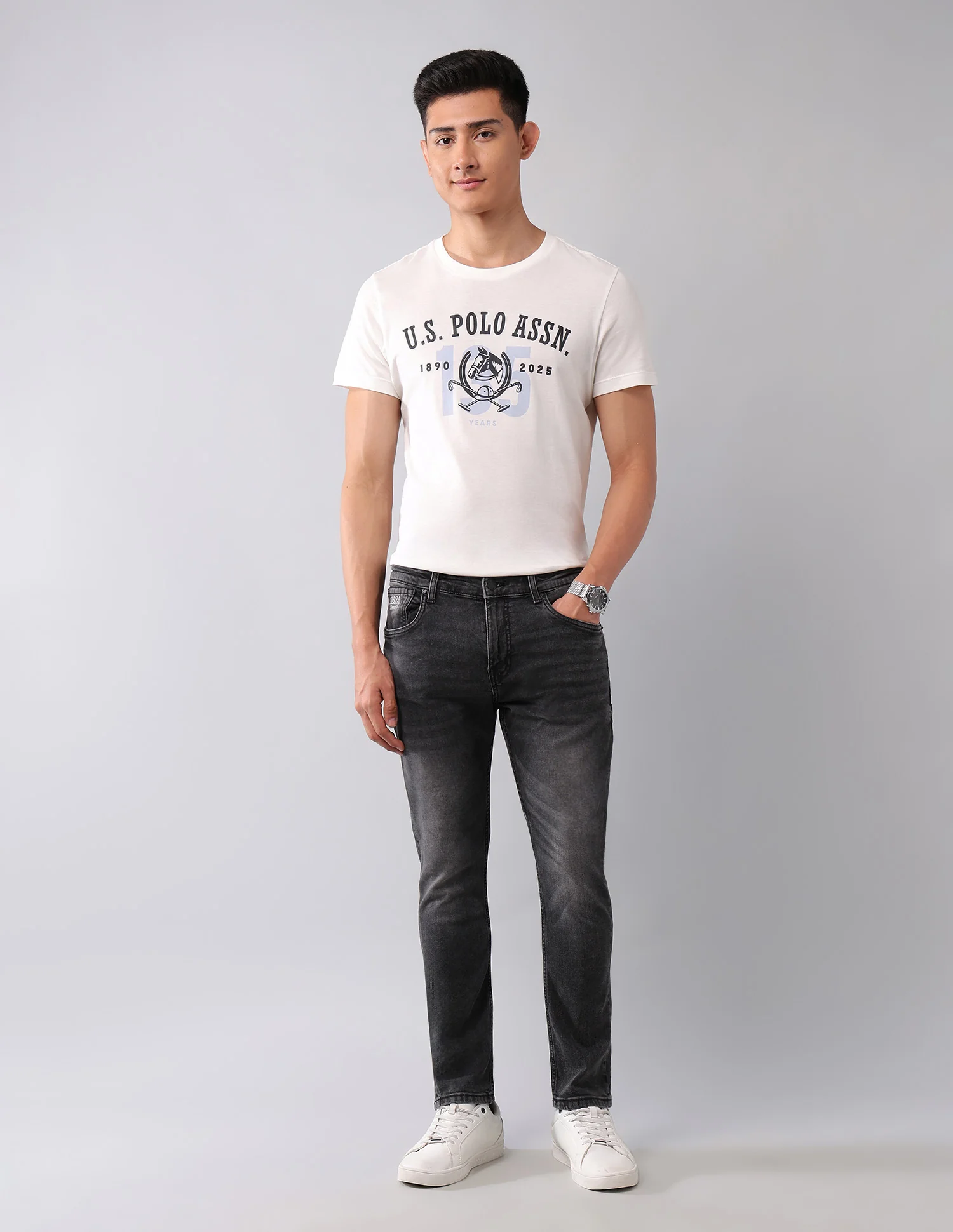 Henry Tapered Fit Black Jeans - Image 3