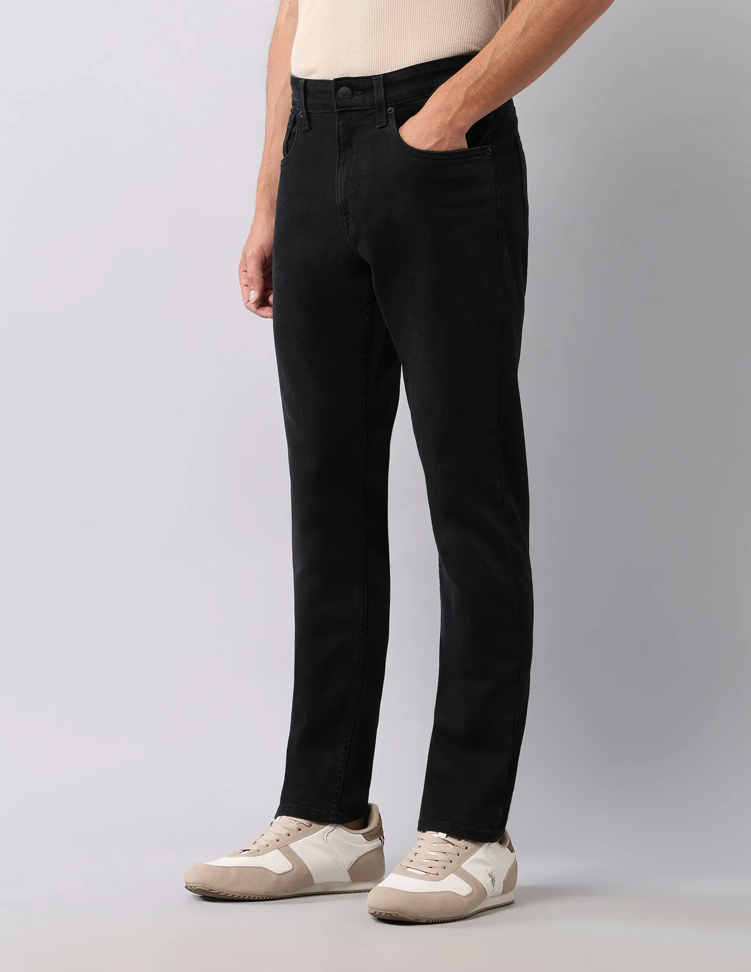 Henry Tapered Fit Black Jeans - Image 4