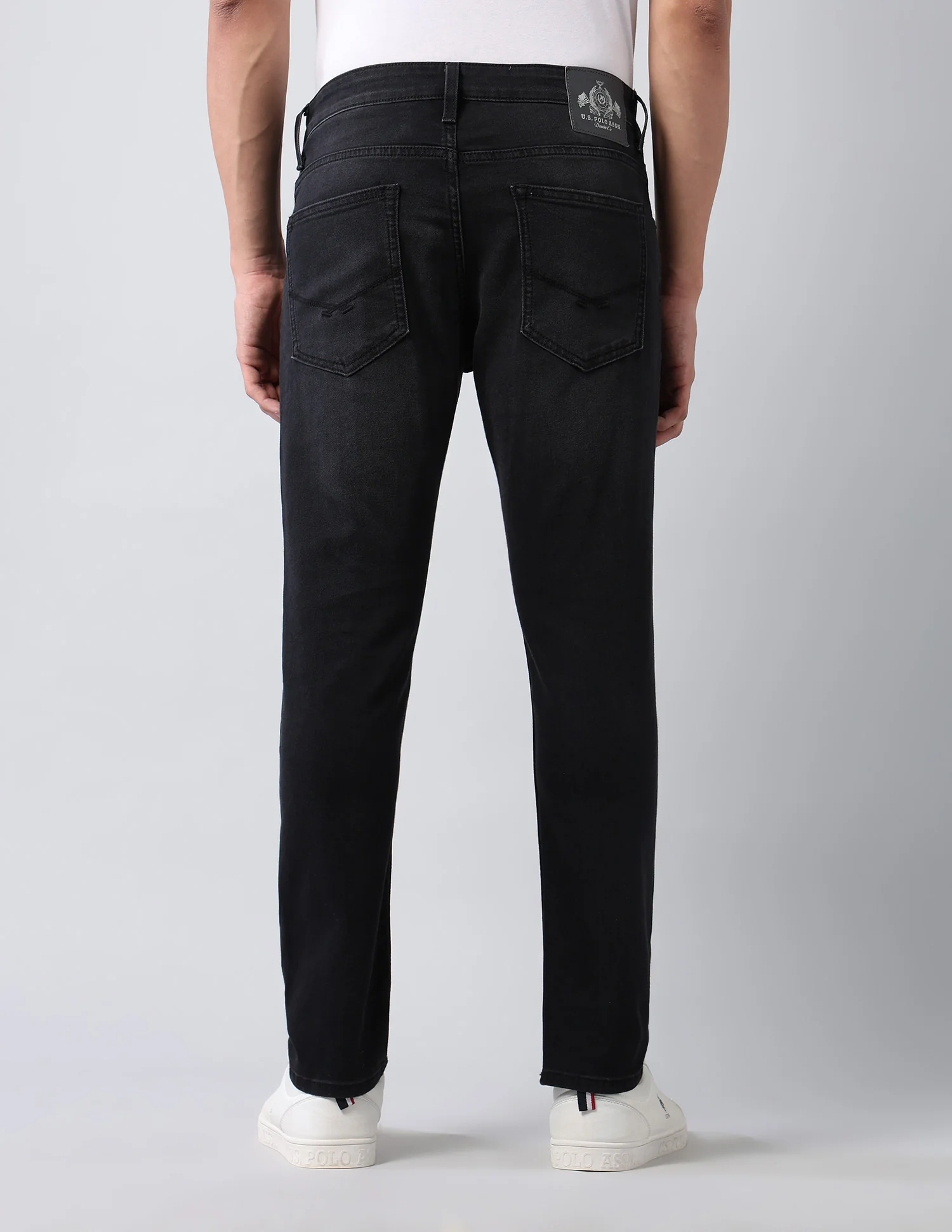 Henry Tapered Fit Black Jeans - Image 5
