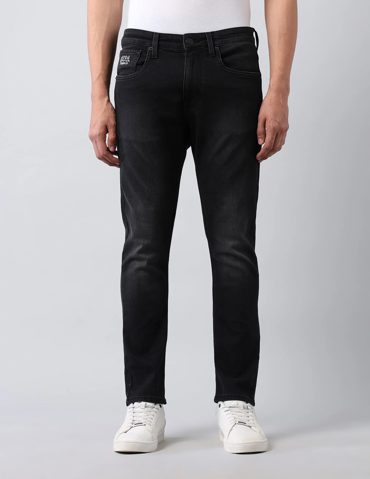 Henry Tapered Fit Black Jeans - Image 6