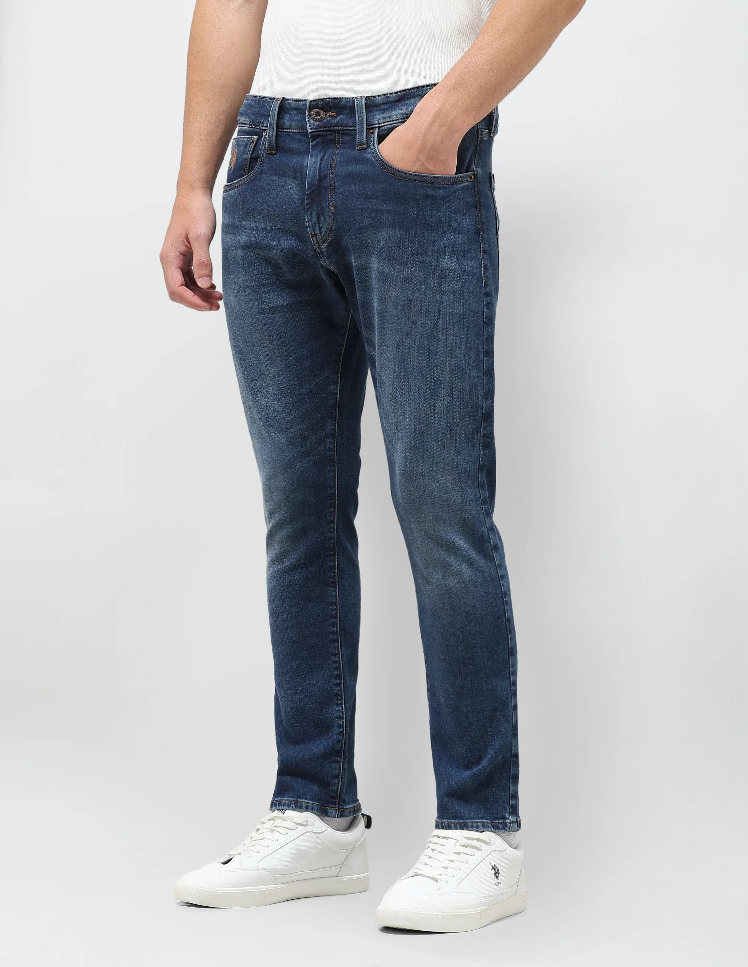 Henry Tapered Fit Blue Jeans - Image 4