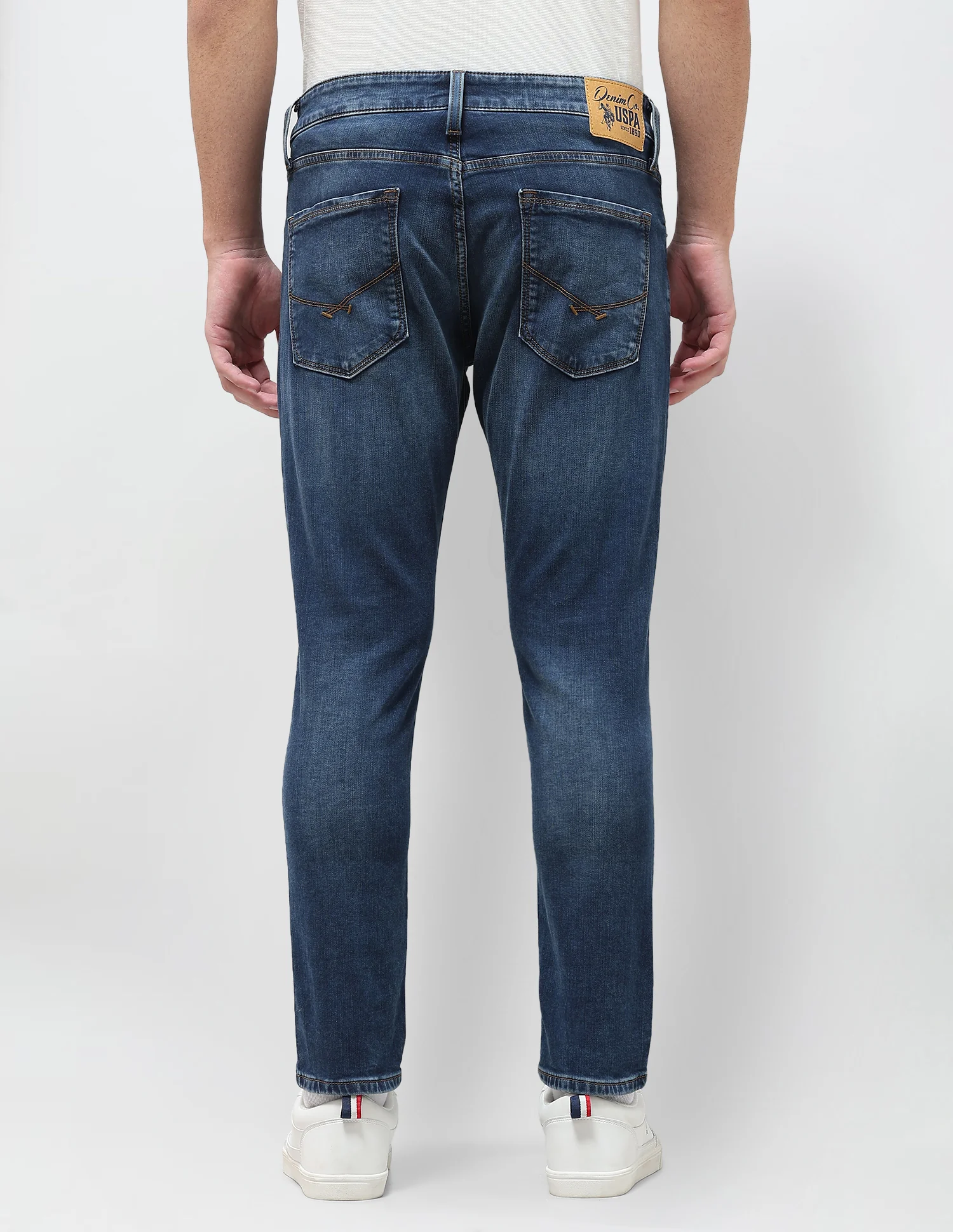 Henry Tapered Fit Blue Jeans - Image 5