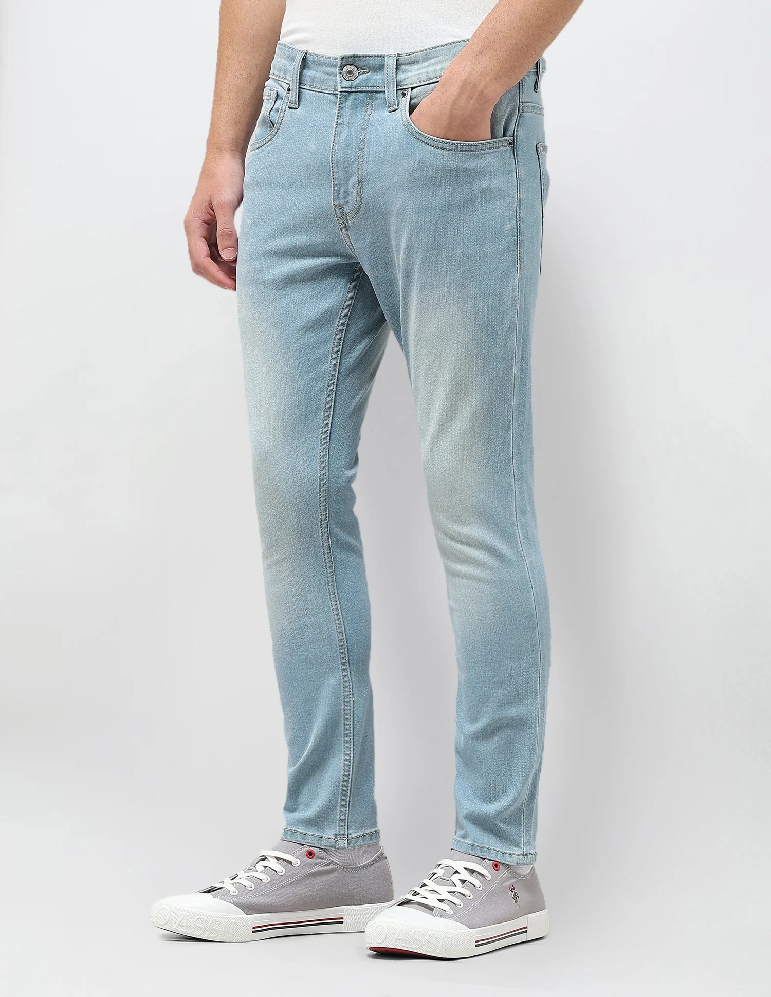 Henry Tapered Fit Blue Jeans - Image 4