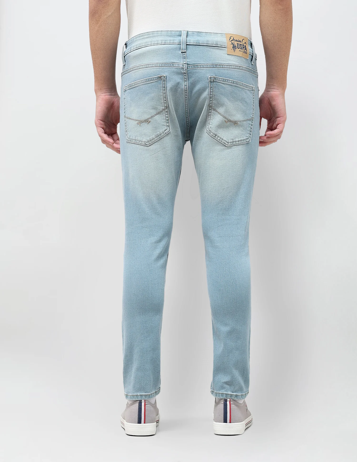 Henry Tapered Fit Blue Jeans - Image 5