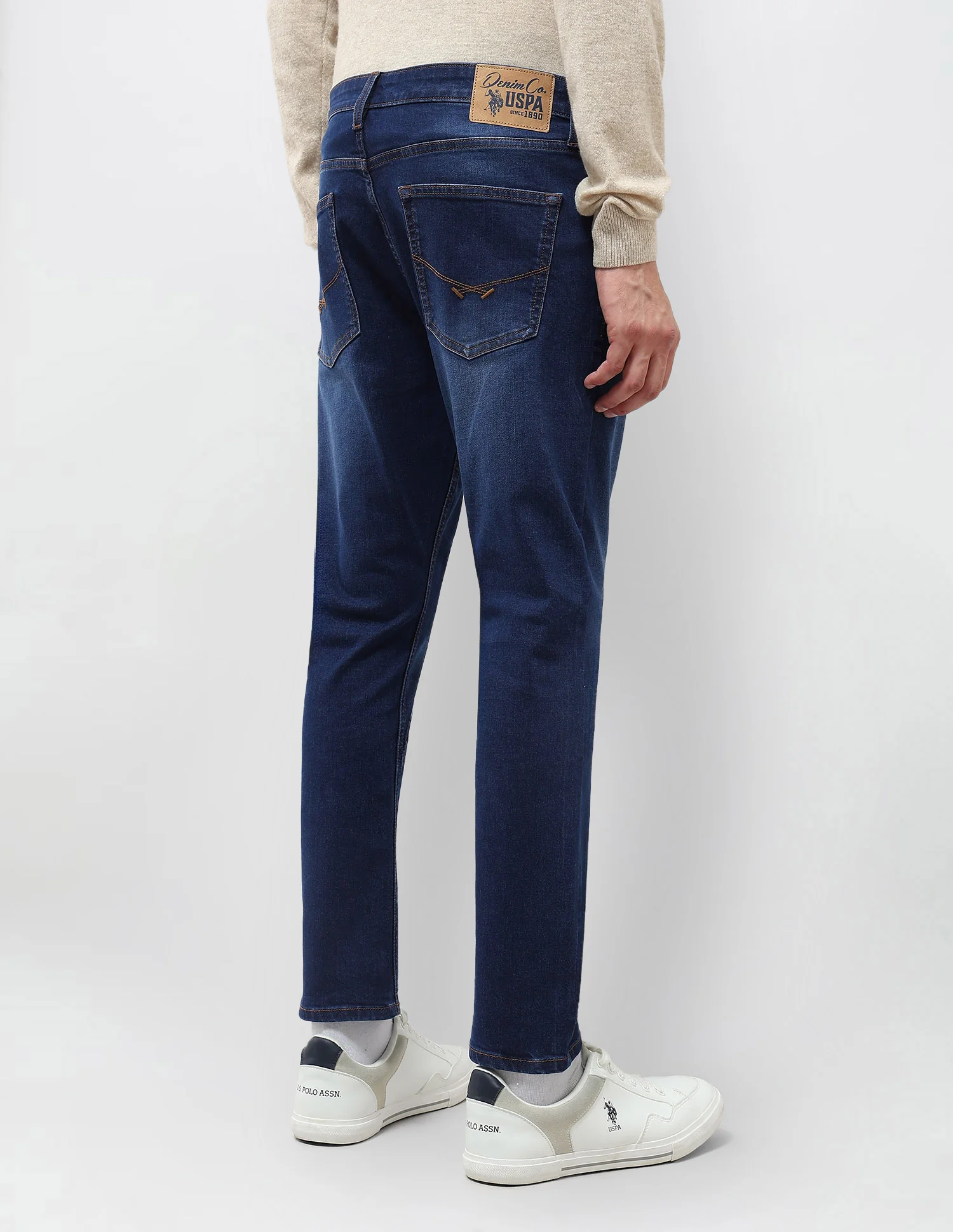 Henry Tapered Fit Blue Jeans - Image 5