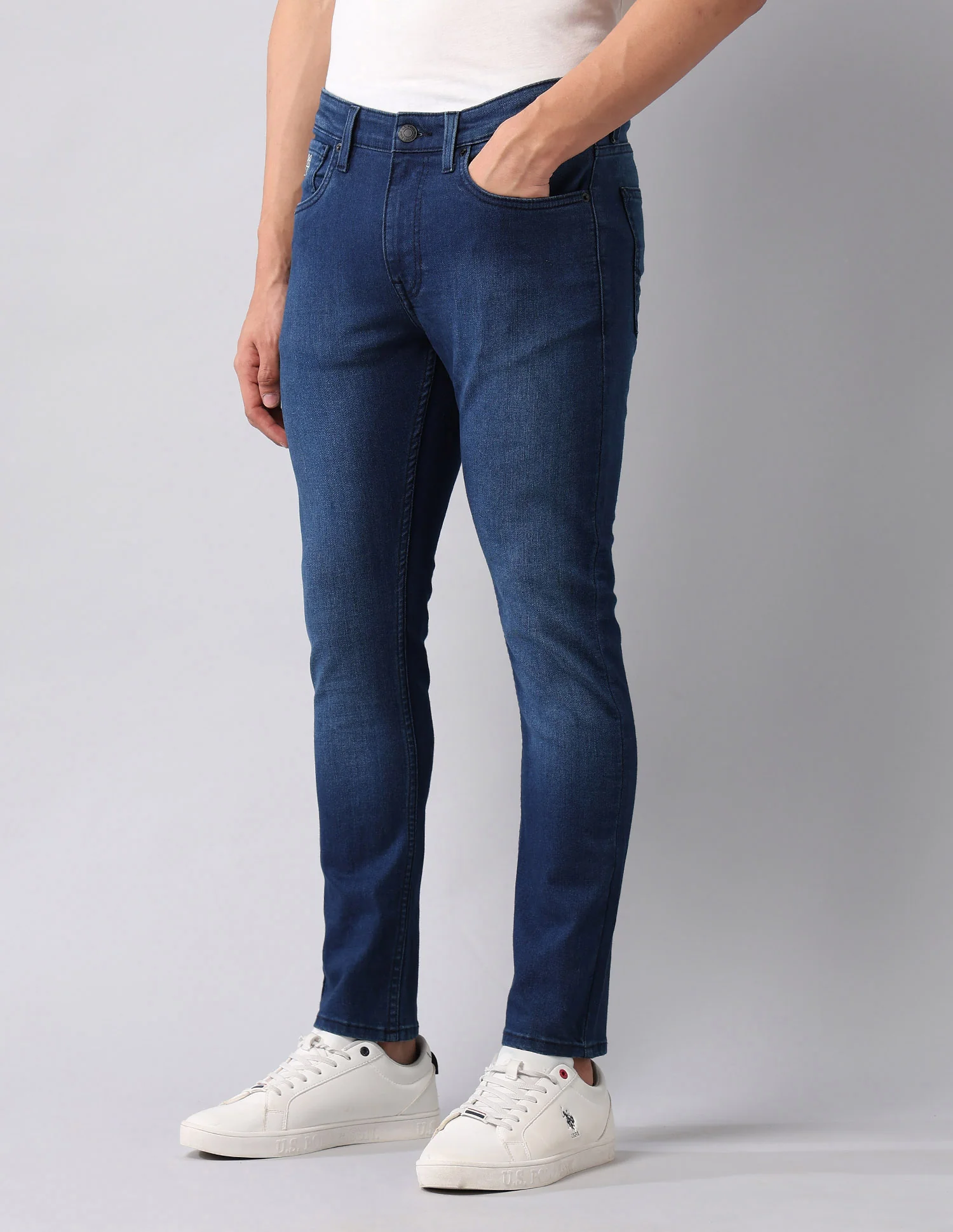 Henry Tapered Fit Blue Jeans - Image 4