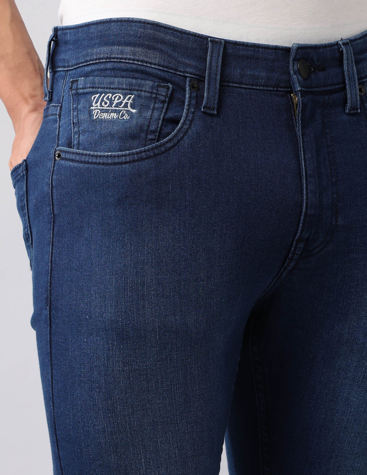 Henry Tapered Fit Blue Jeans - Image 7