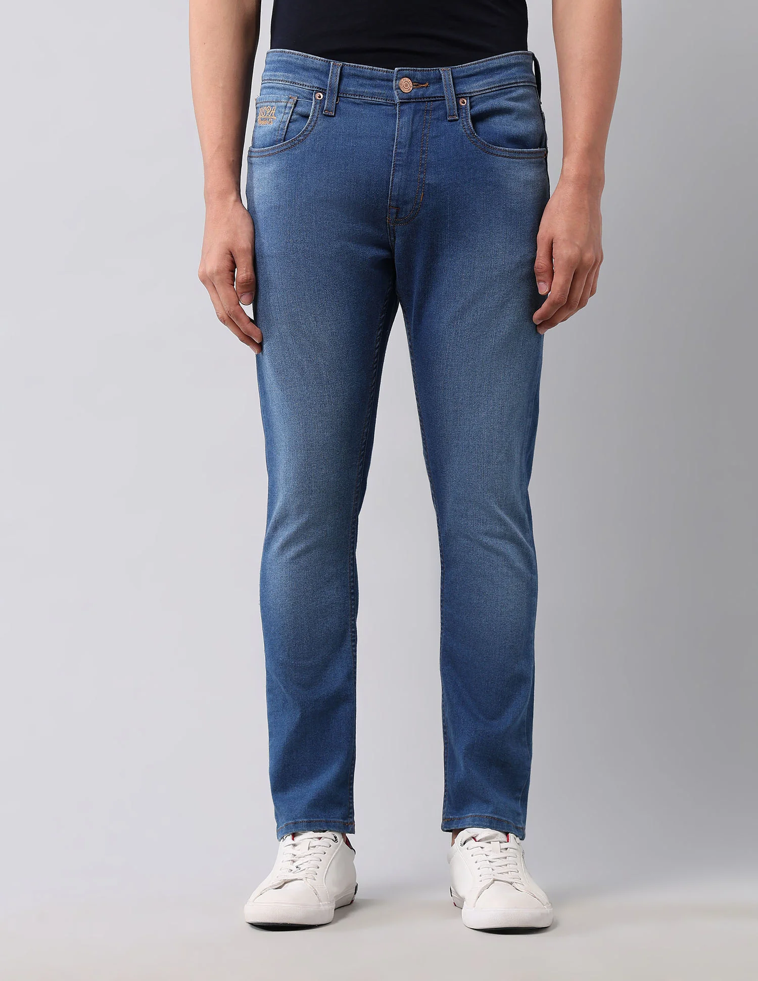 Henry Tapered Fit Blue Jeans - Image 6