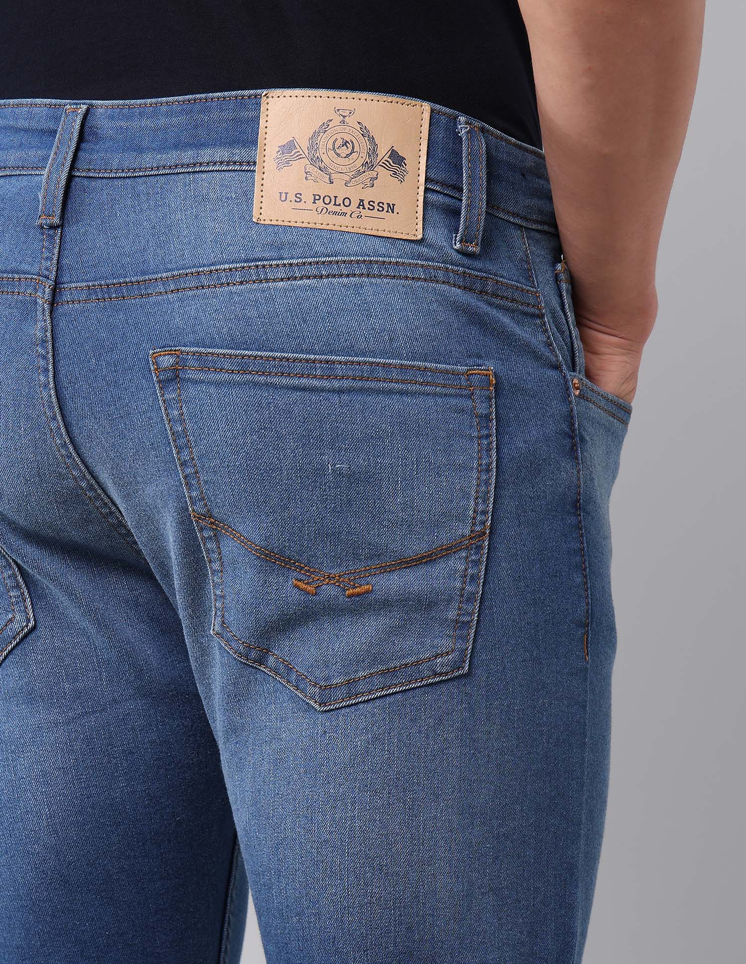 Henry Tapered Fit Blue Jeans - Image 8