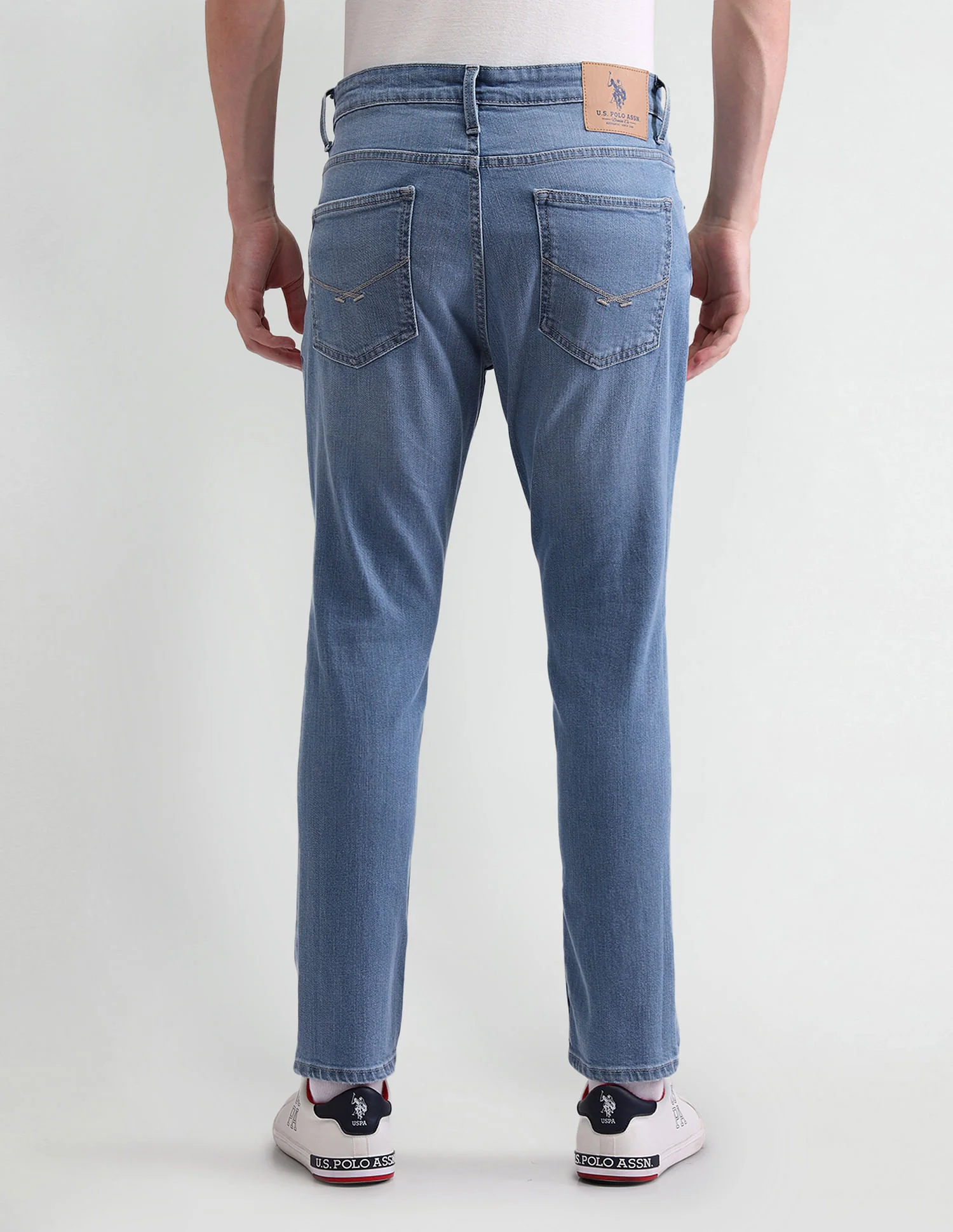 Henry Tapered Fit Blue Jeans - Image 5