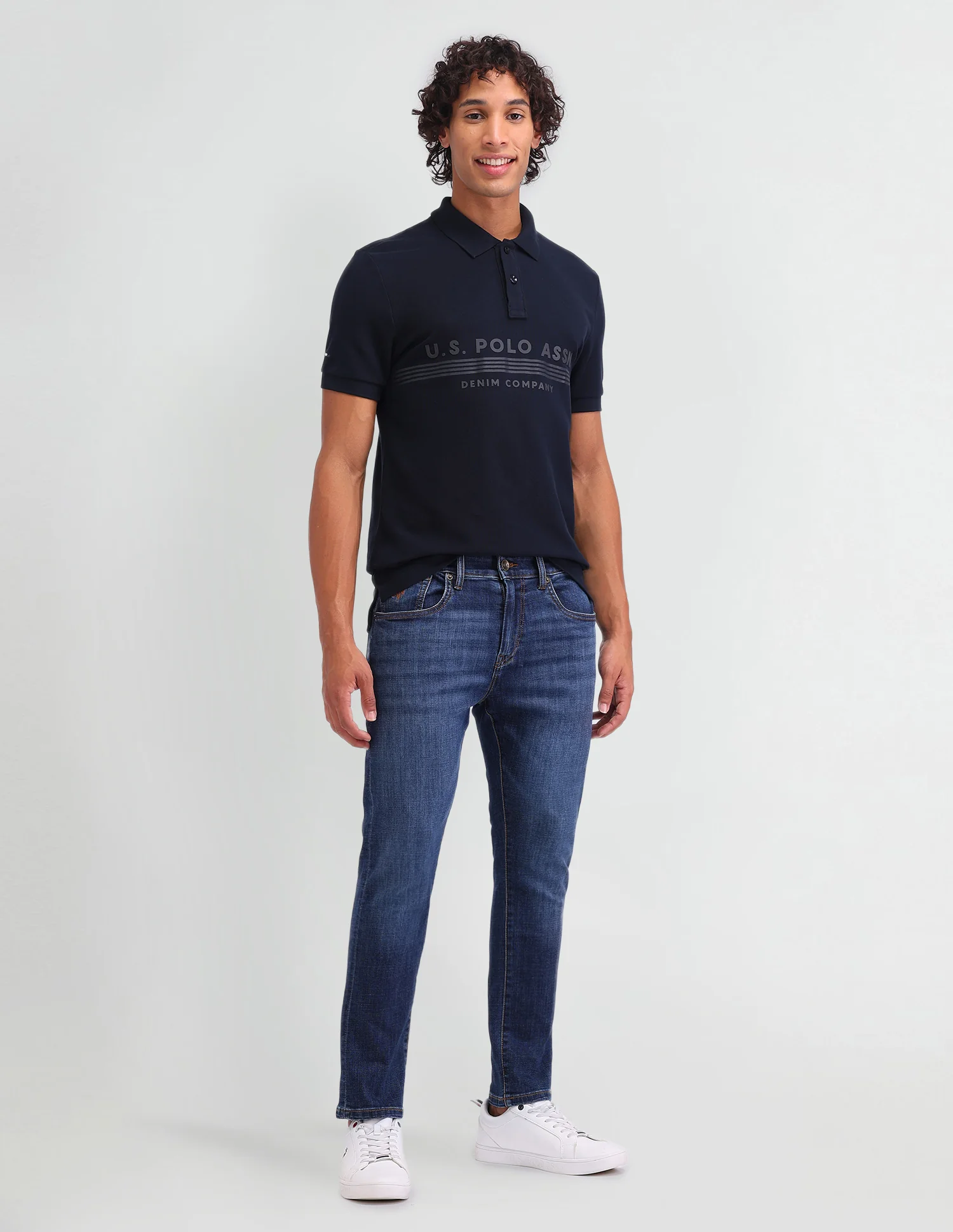 Henry Tapered Fit Blue Jeans - Image 3