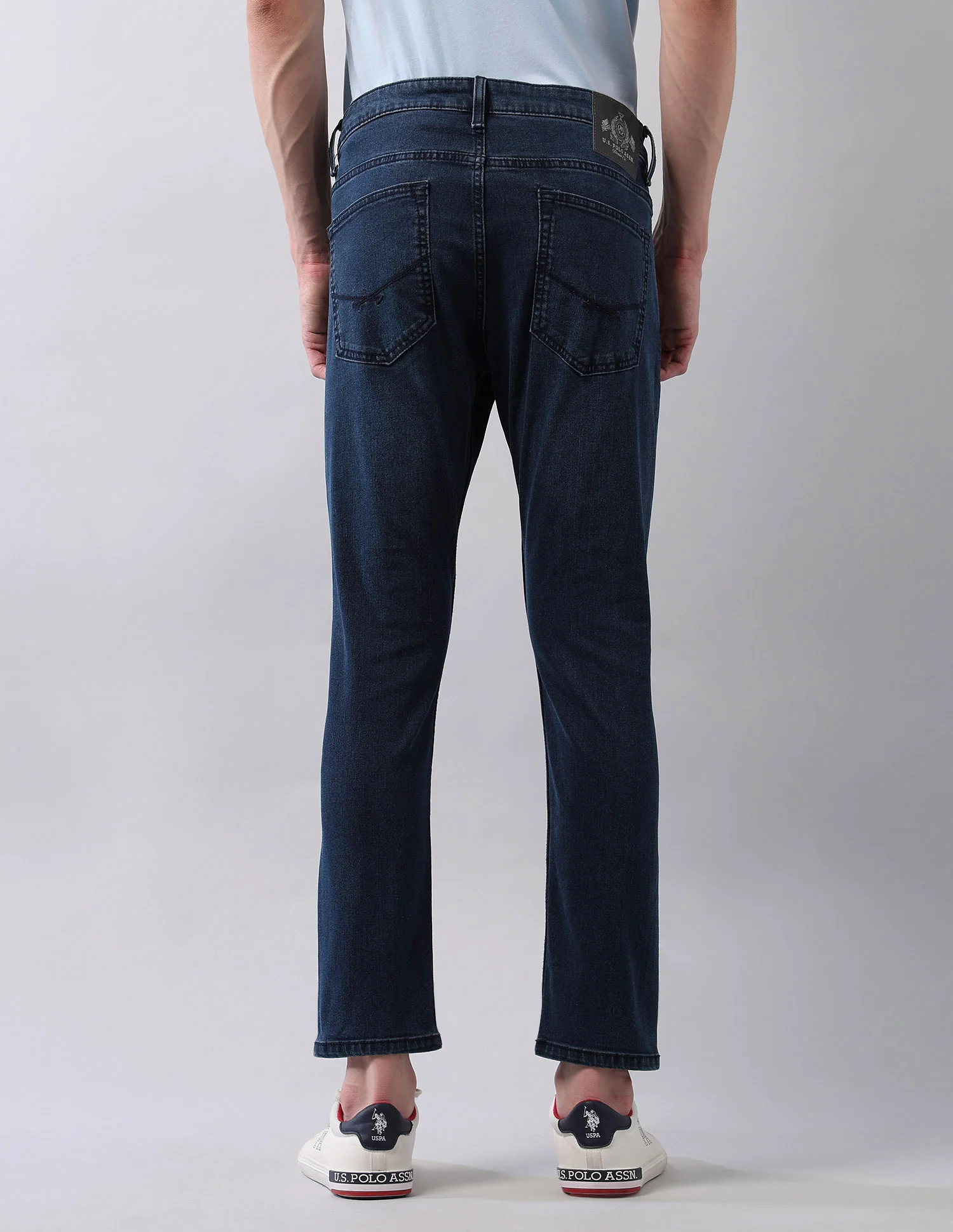 Henry Tapered Fit Blue Jeans - Image 5