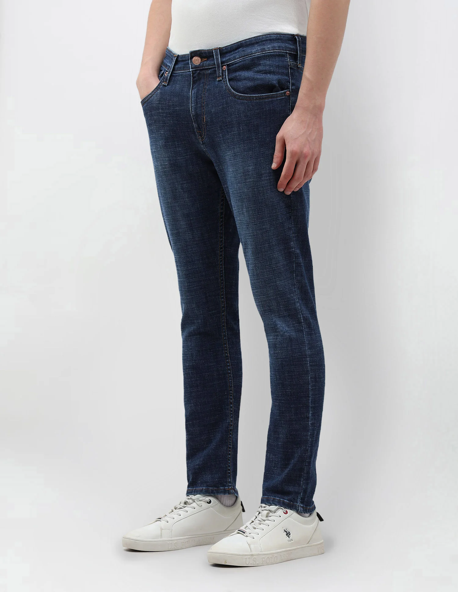 Henry Tapered Fit Blue Jeans - Image 4