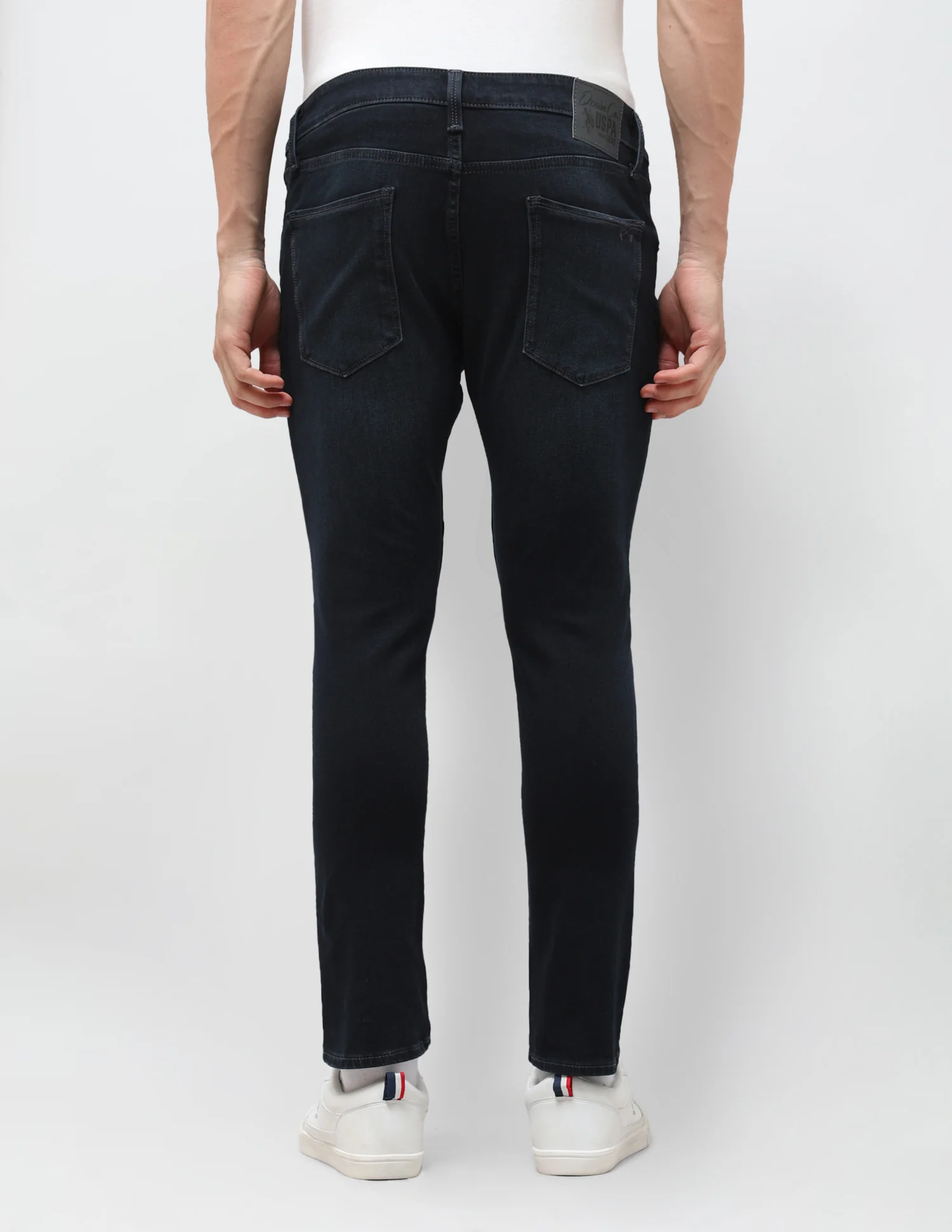 Henry Tapered Fit Blue Jeans - Image 5