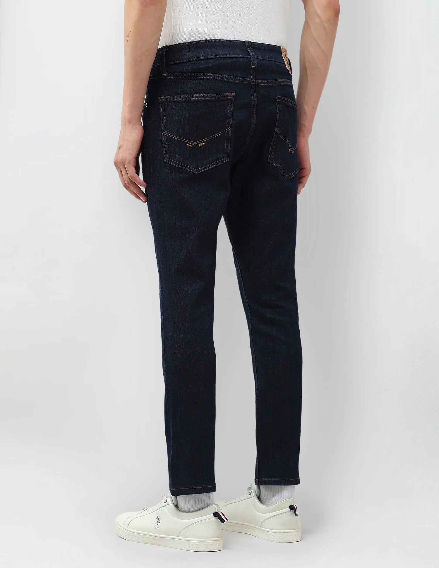 Henry Tapered Fit Blue Jeans - Image 5