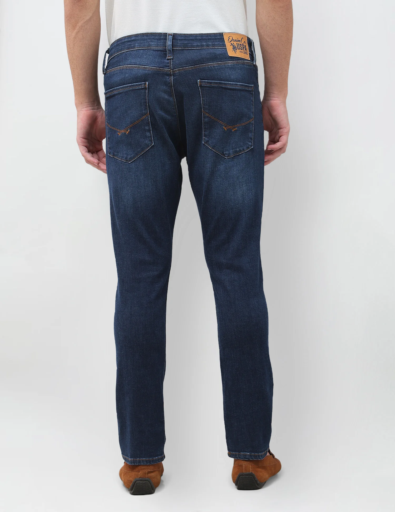 Henry Tapered Fit Blue Jeans - Image 5