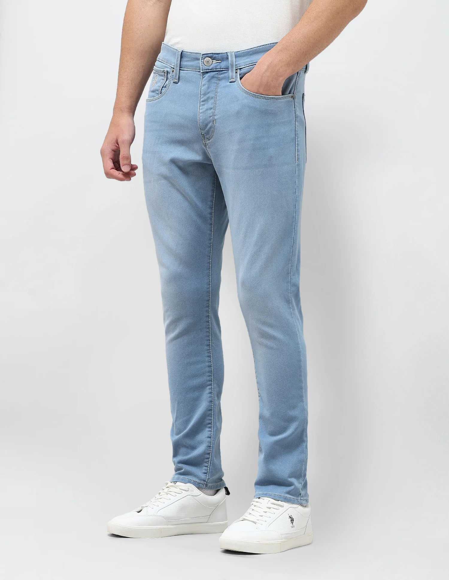 Henry Tapered Fit Blue Jeans - Image 4