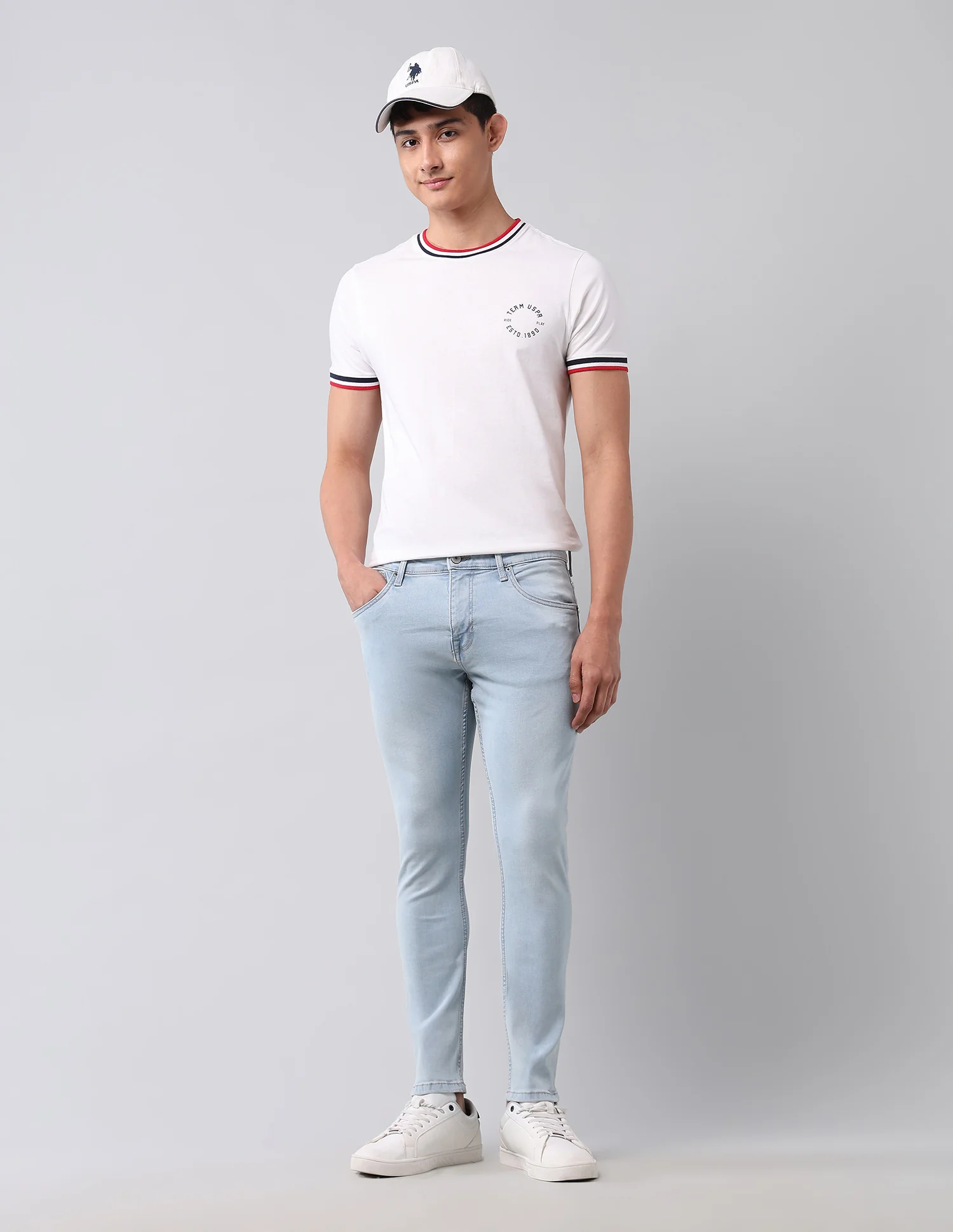 Henry Tapered Fit Blue Jeans - Image 3
