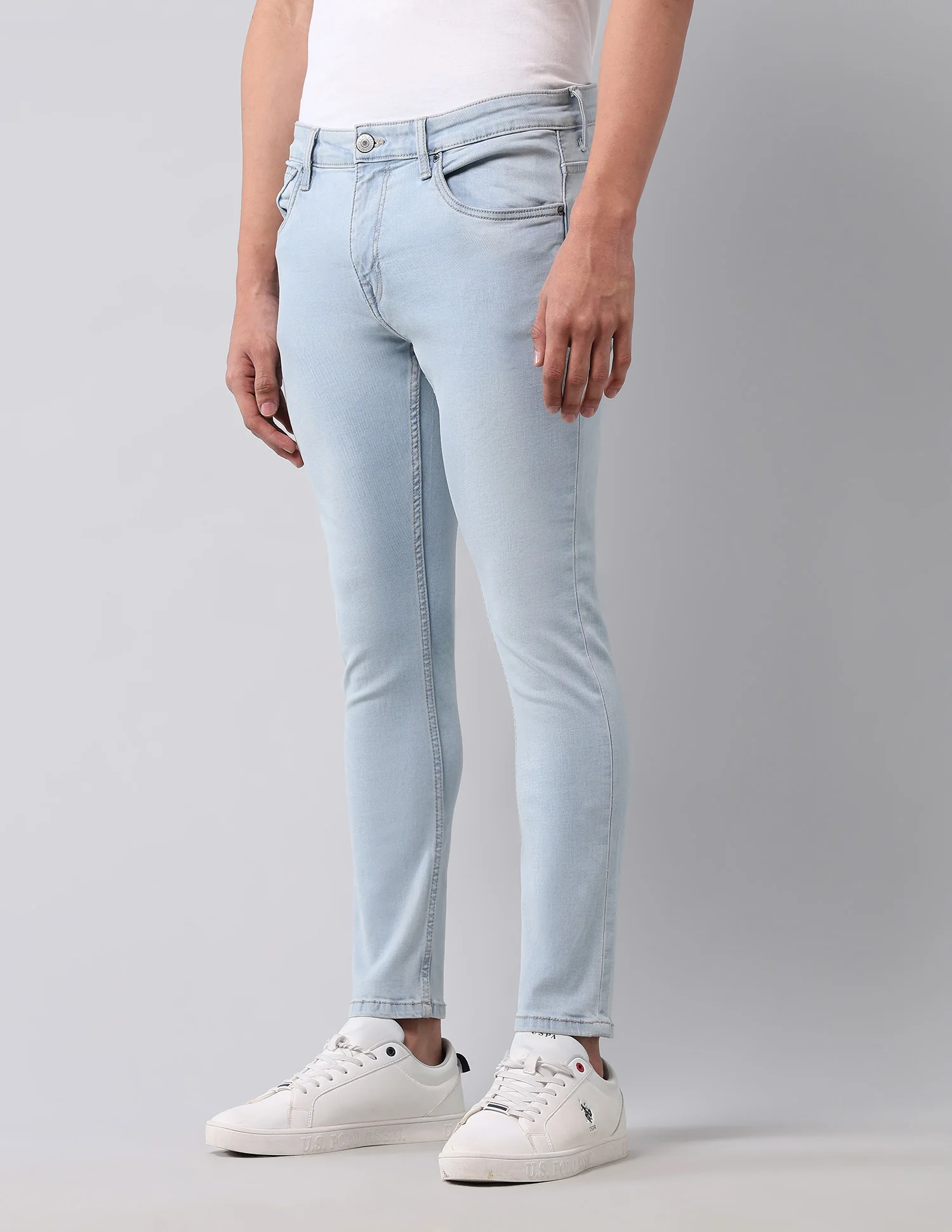 Henry Tapered Fit Blue Jeans - Image 4
