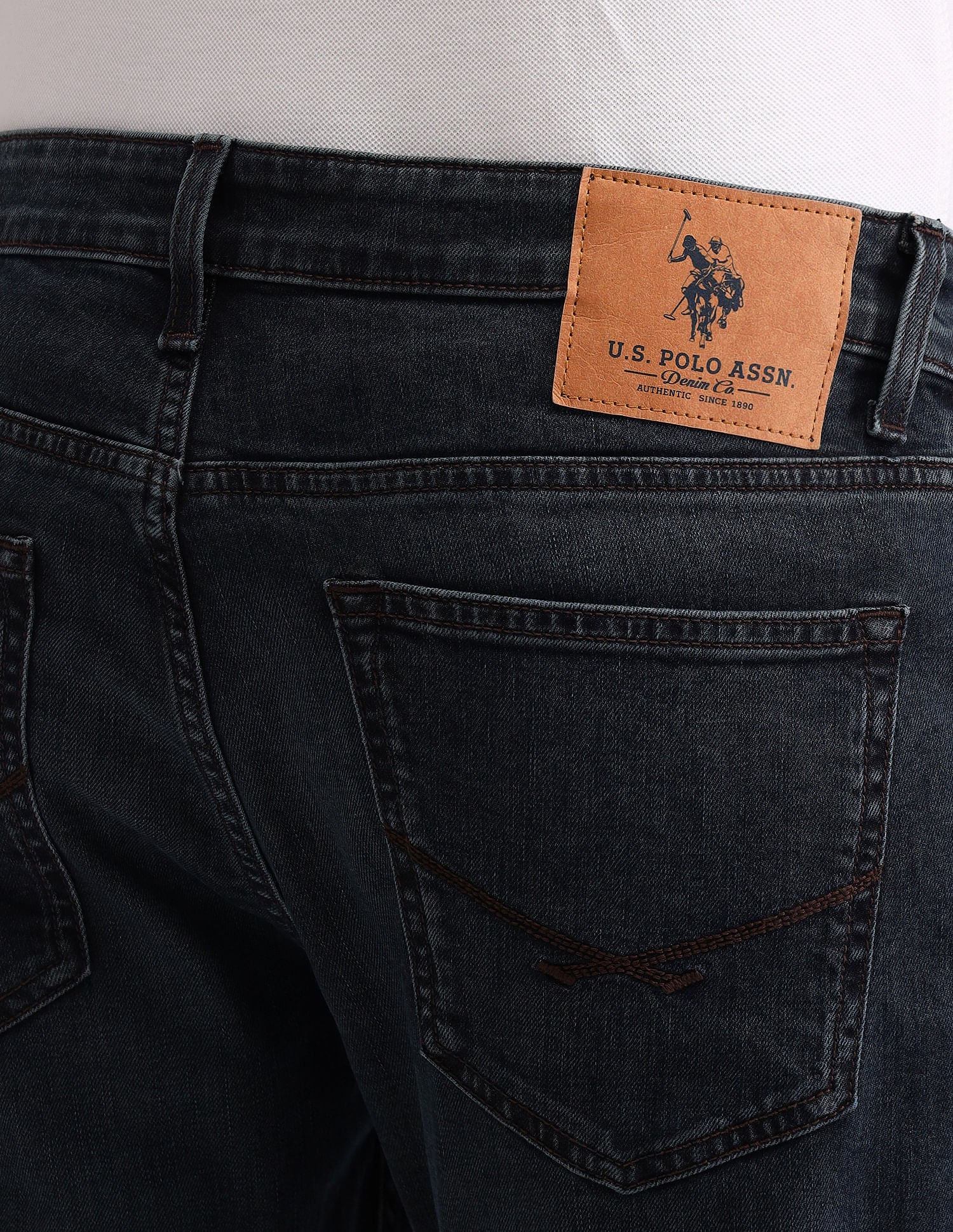Henry Tapered Fit Blue Jeans - Image 7
