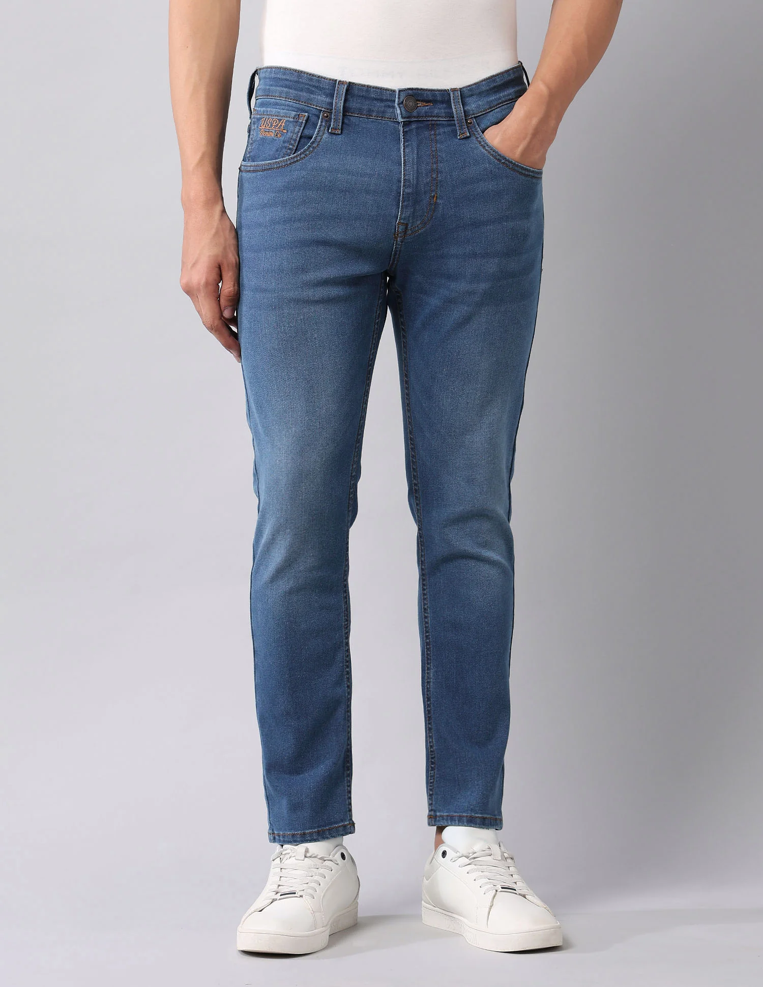 Henry Tapered Fit Blue Jeans - Image 6