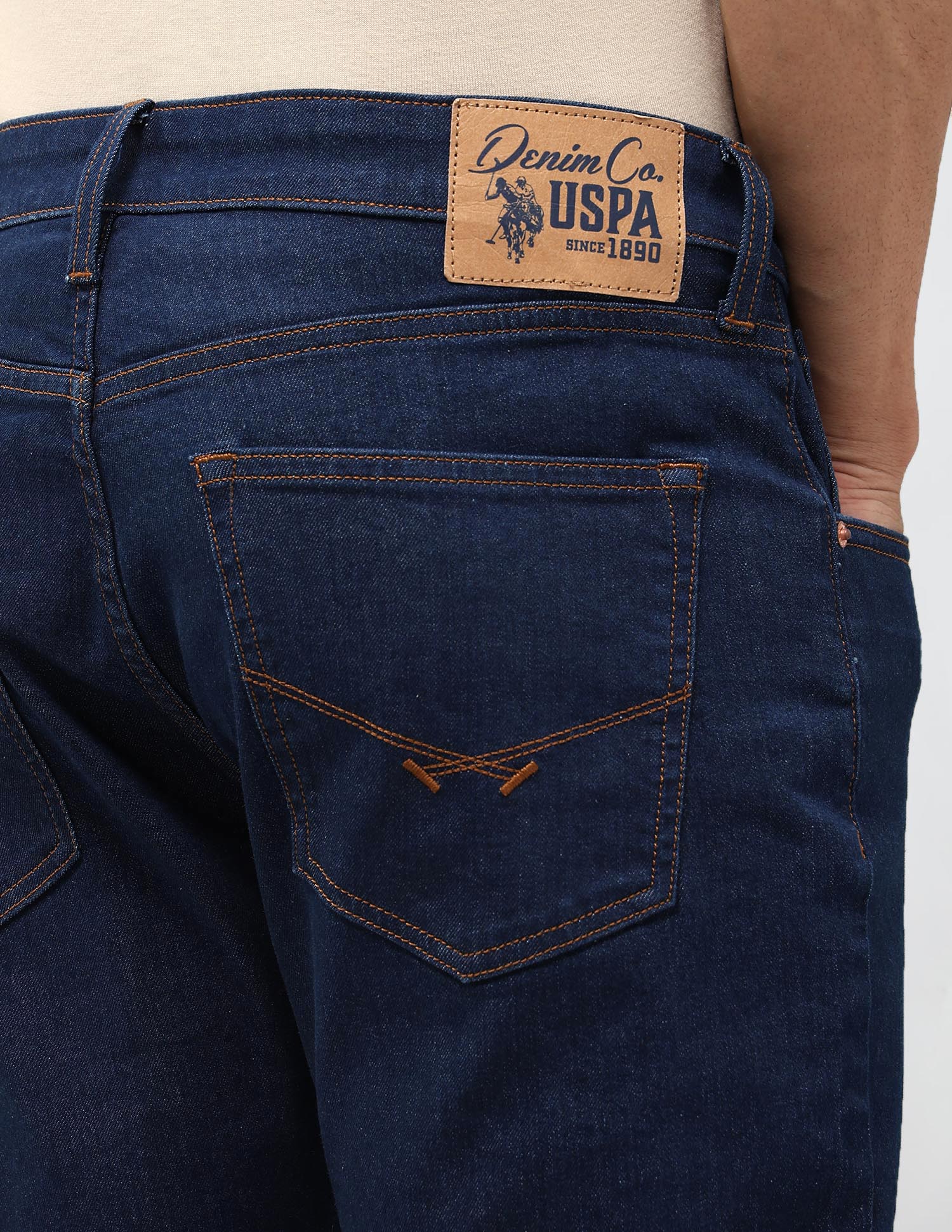 Henry Tapered Fit Blue Jeans - Image 8