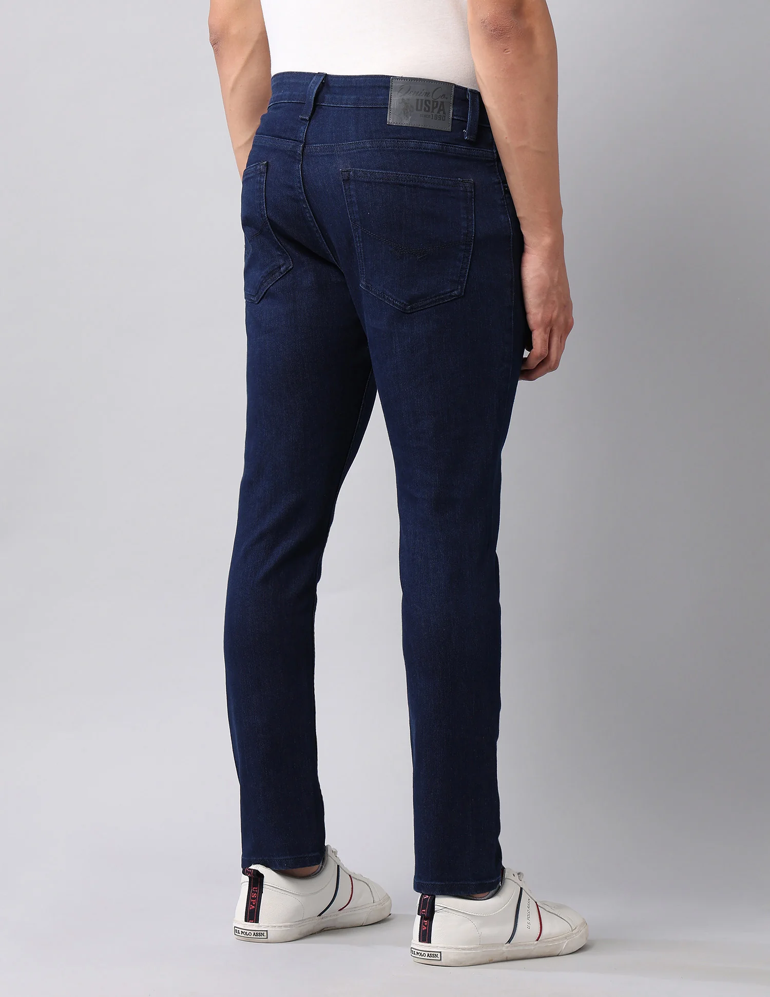 Henry Tapered Fit Blue Jeans - Image 5