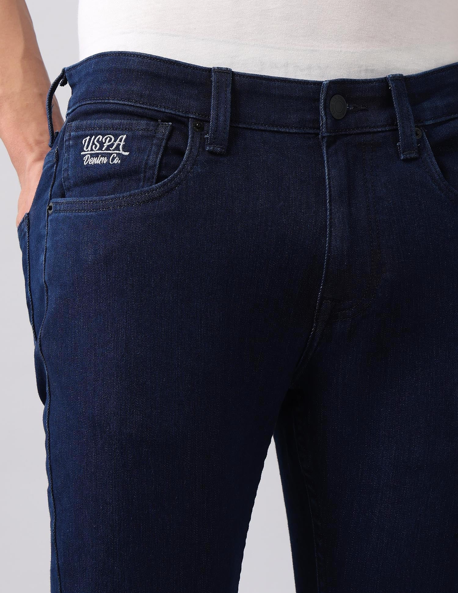 Henry Tapered Fit Blue Jeans - Image 7