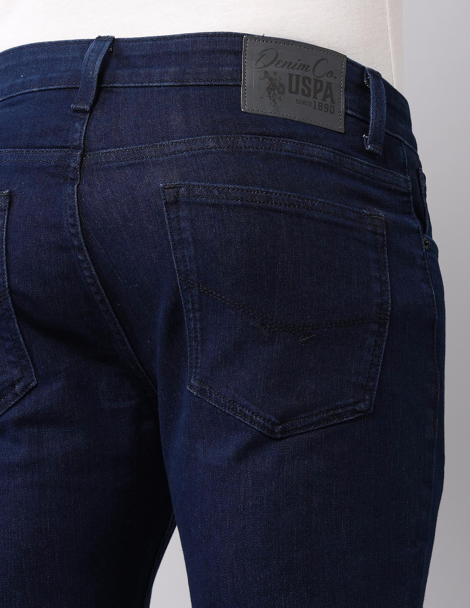 Henry Tapered Fit Blue Jeans - Image 8