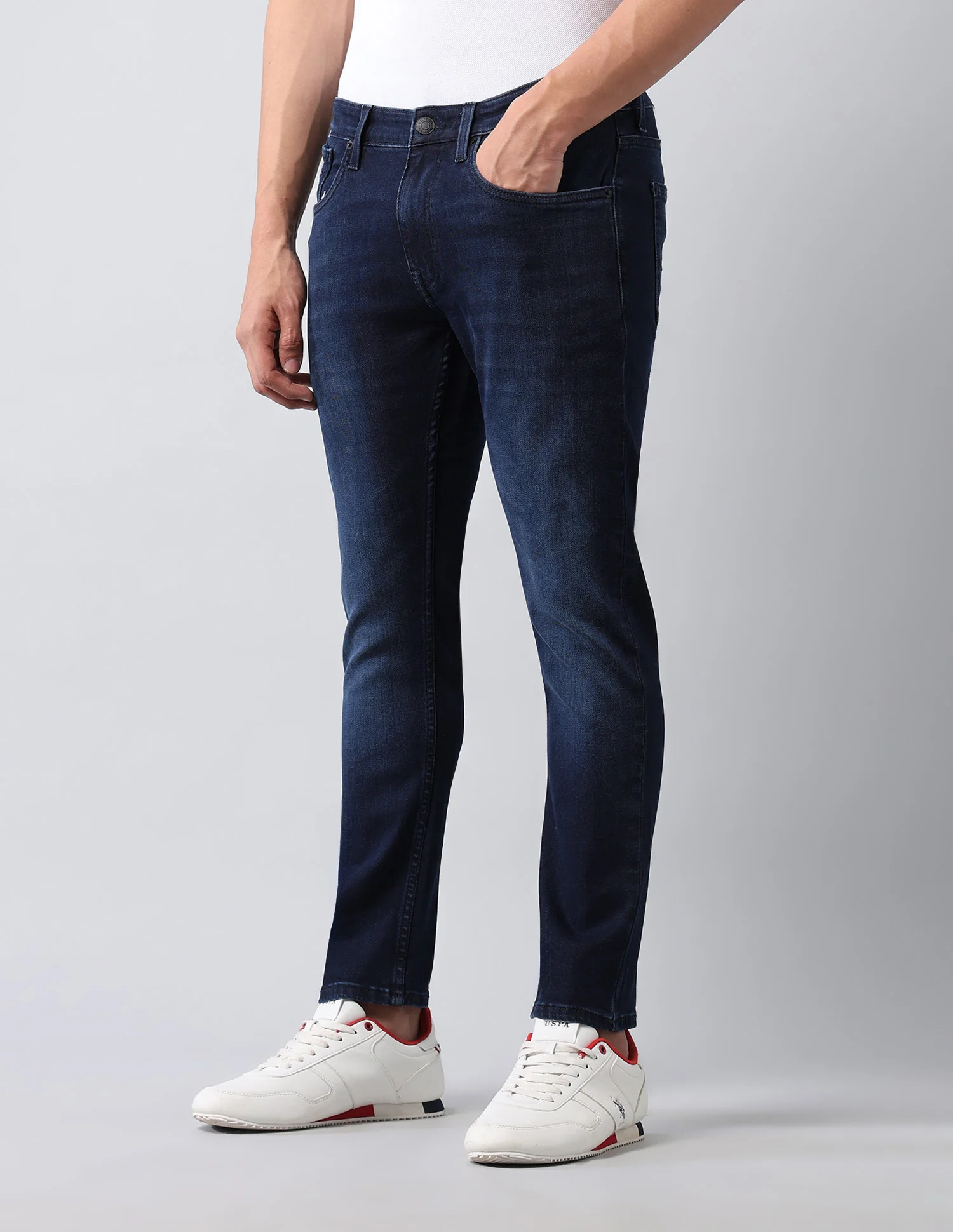 Henry Tapered Fit Blue Jeans - Image 4