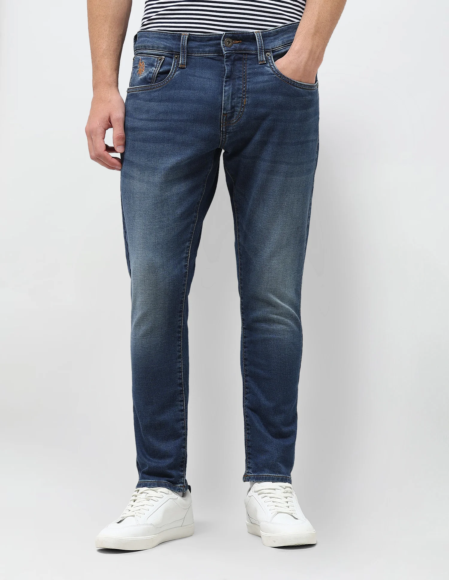 Henry Tapered Fit Blue Jeans - Image 6