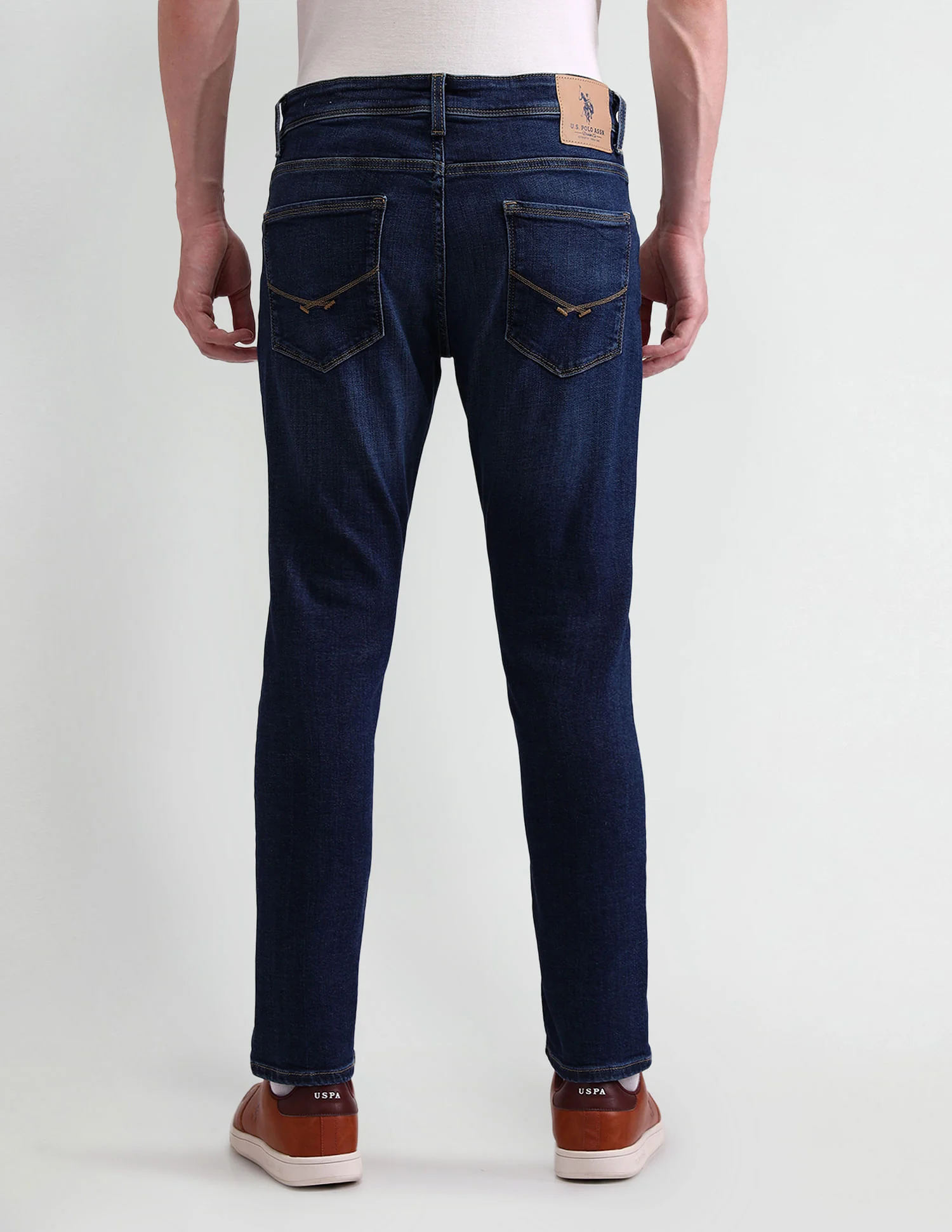 Henry Tapered Fit Blue Jeans - Image 5