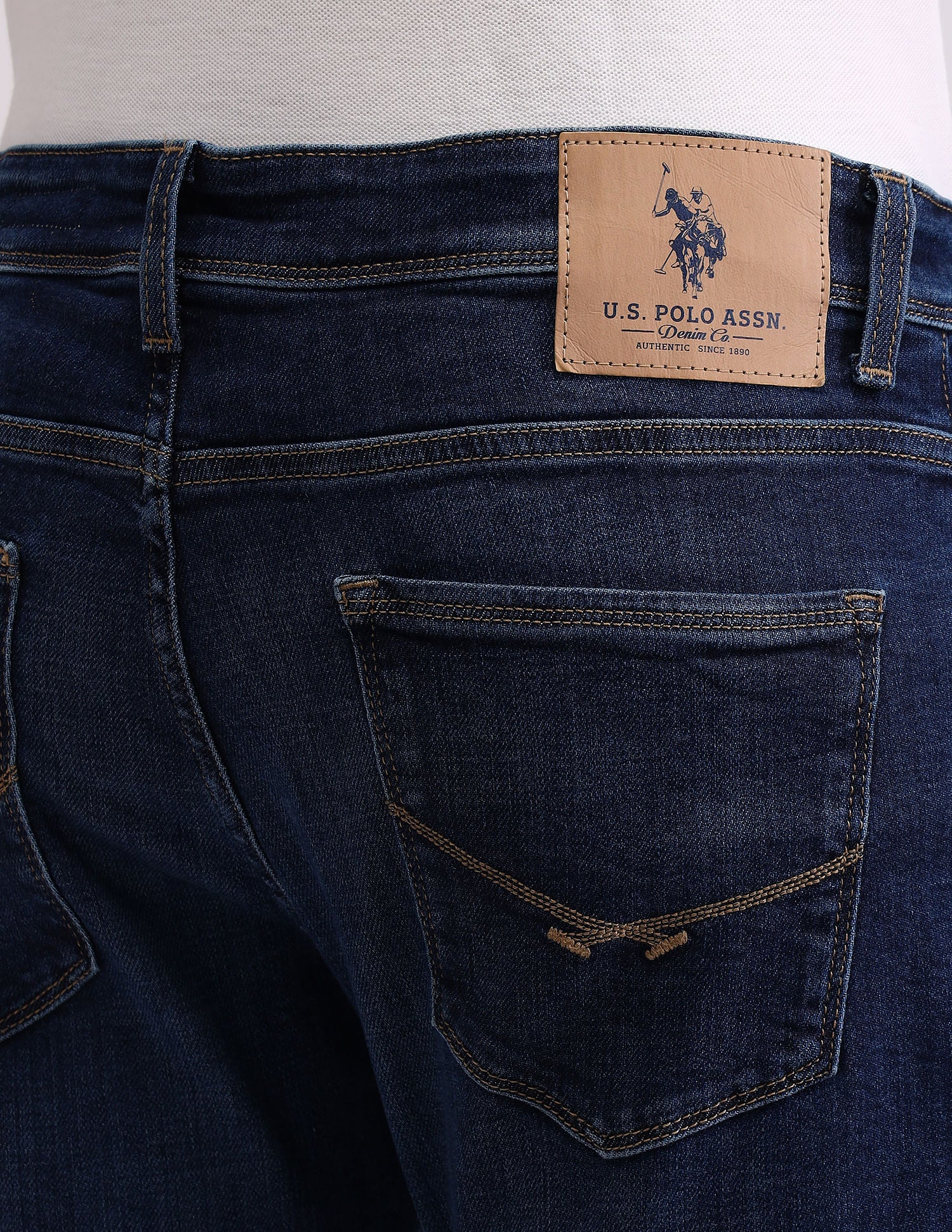Henry Tapered Fit Blue Jeans - Image 7