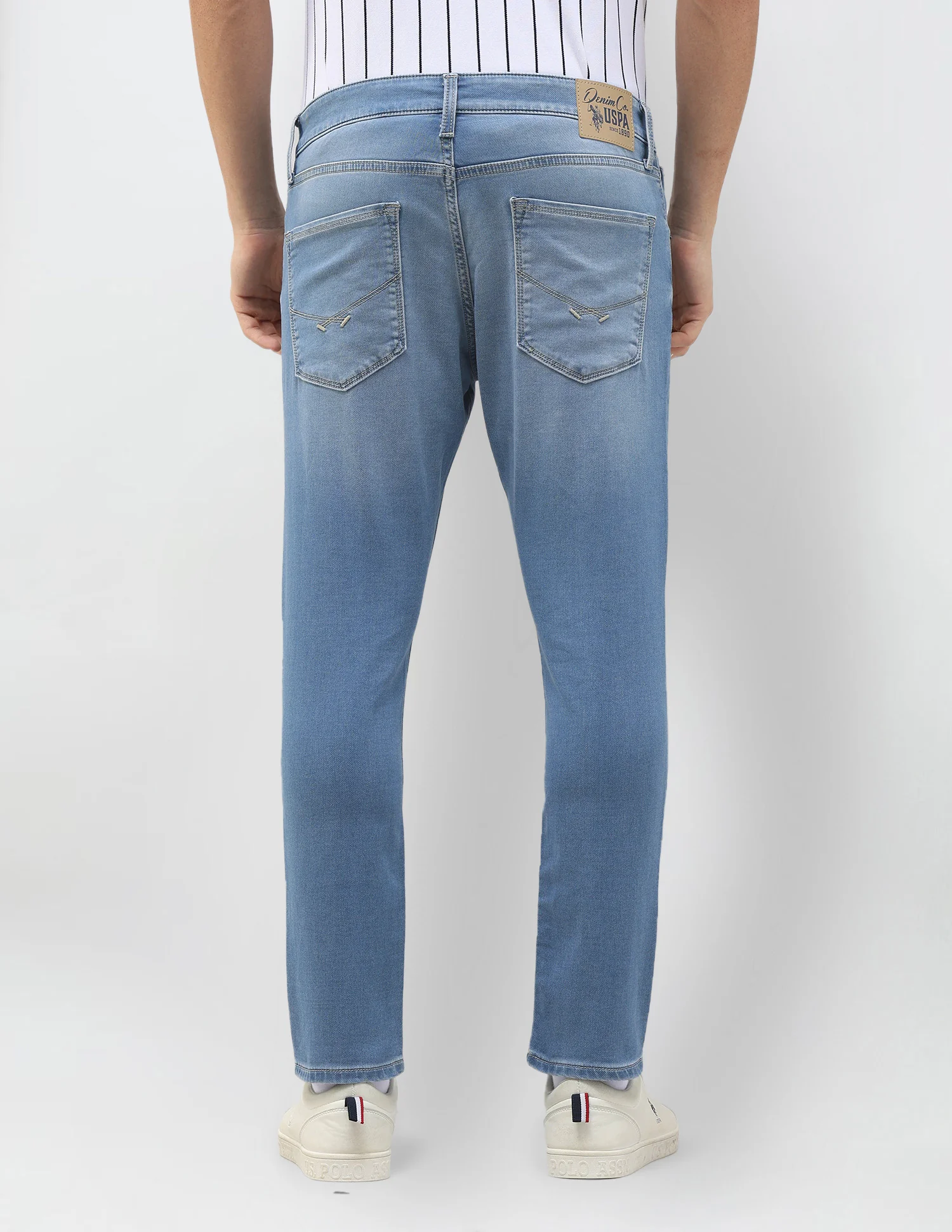 Henry Tapered Fit Blue Jeans - Image 5