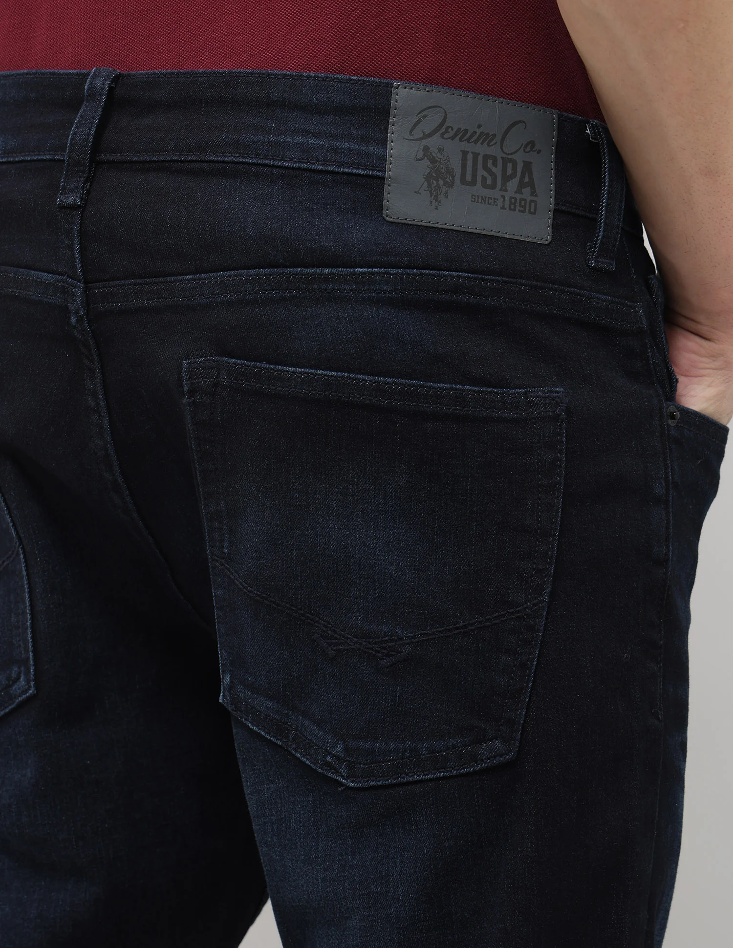 Henry Tapered Fit Blue Jeans - Image 8