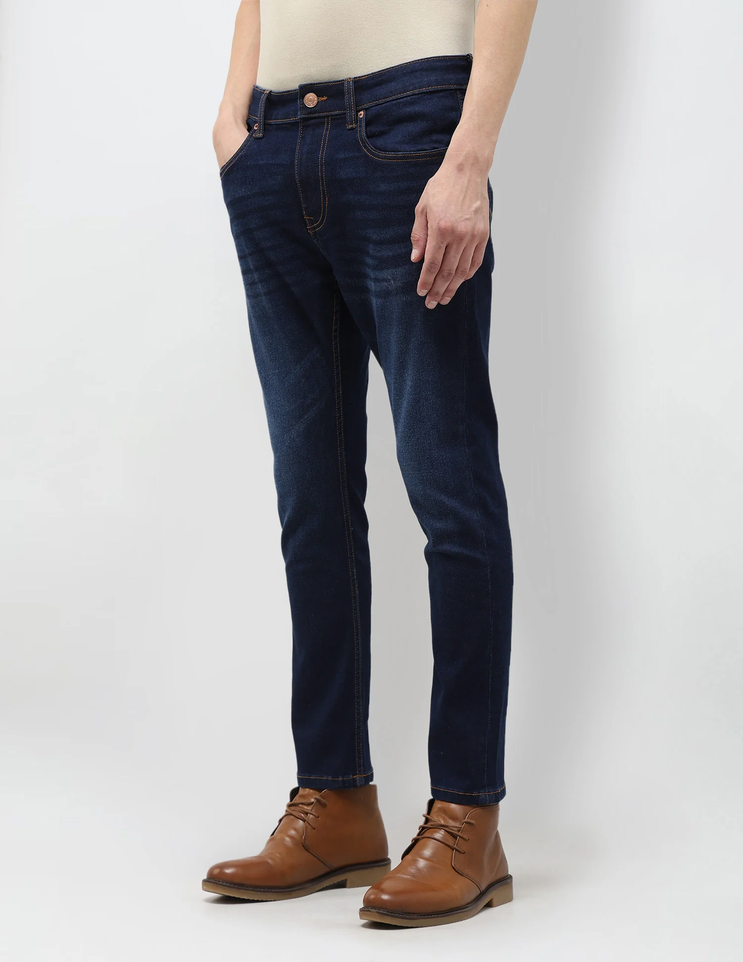 Henry Tapered Fit Blue Jeans - Image 4
