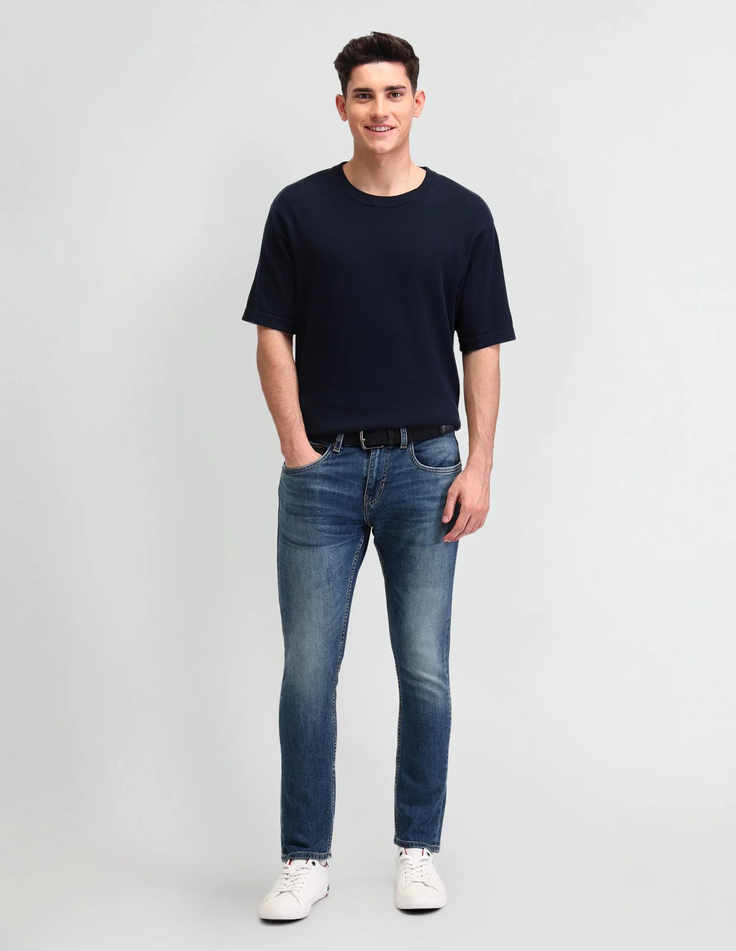 Henry Tapered Fit Cropped Blue Jeans - Image 3