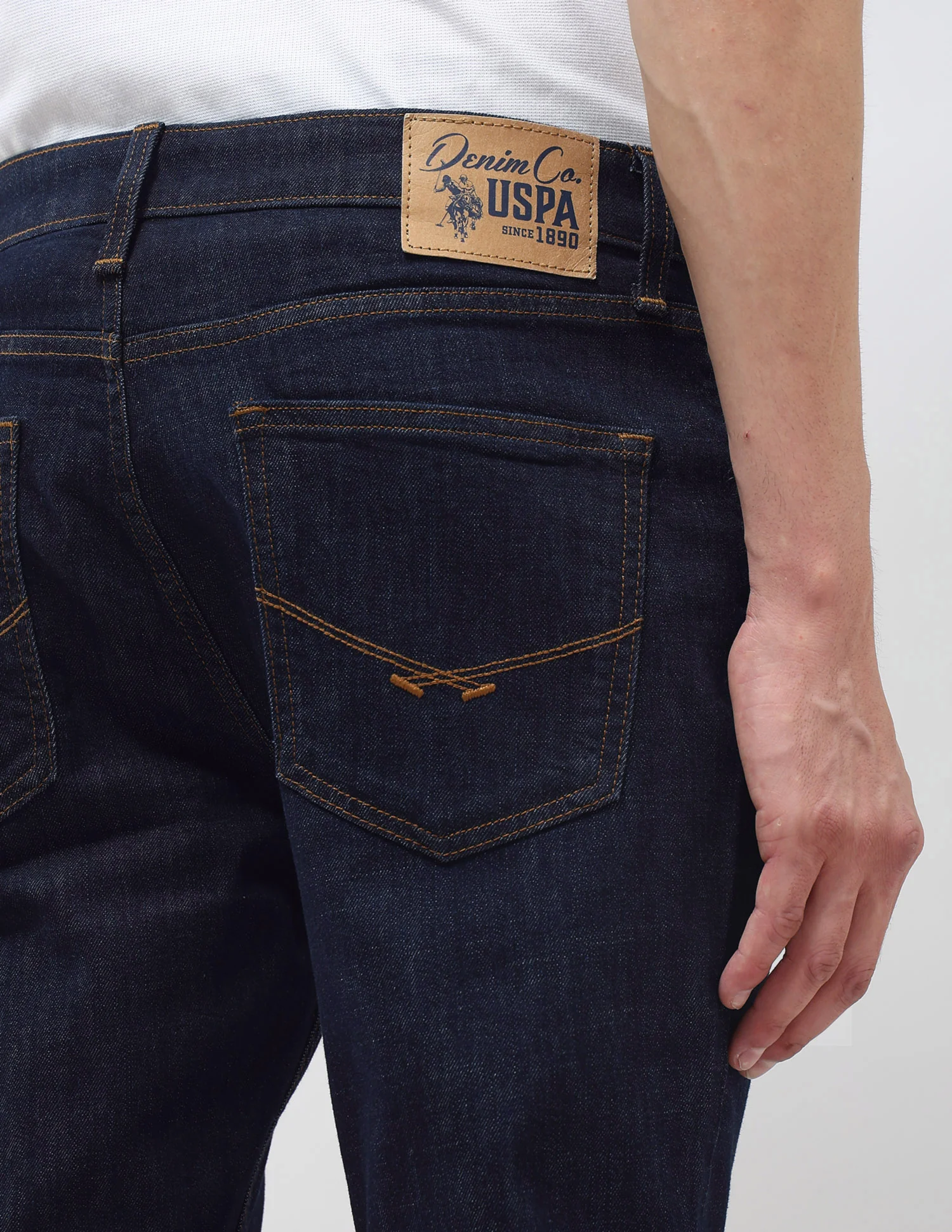 Henry Tapered Fit Mid Rise Jeans - Image 8